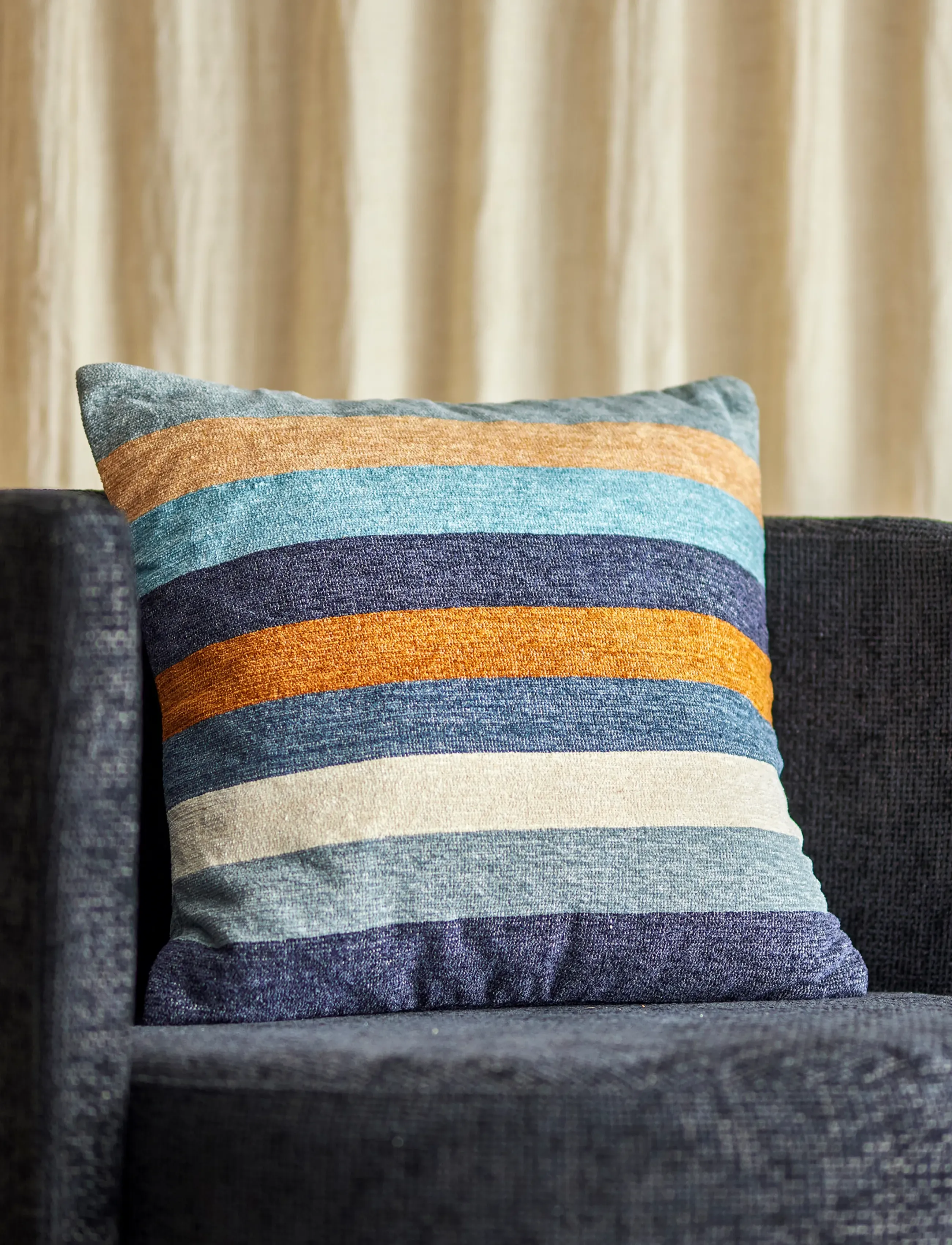 Bloomingville - Gyani Cushion - kissen - blue - 2