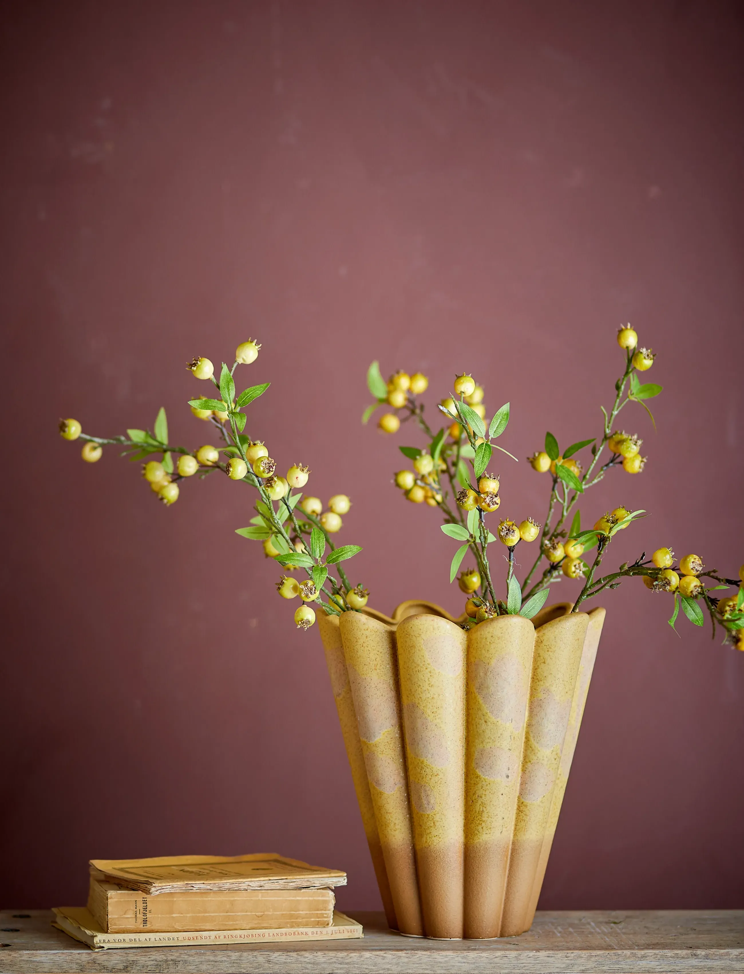 Bloomingville - Penn Vase - syntymäpäivälahjat - yellow - 2