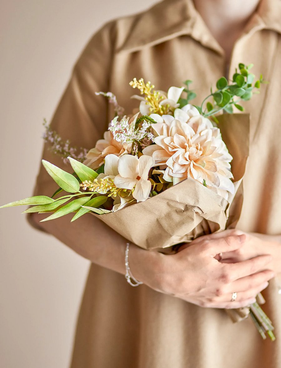 Bloomingville - Glow Bouquet - valentinstaggeschenke - nature - 0