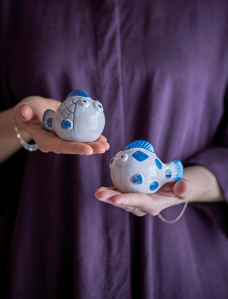 Bloomingville - Fugu Salt & Pepper Shaker Set - salt & pepper grinders - blue - 0