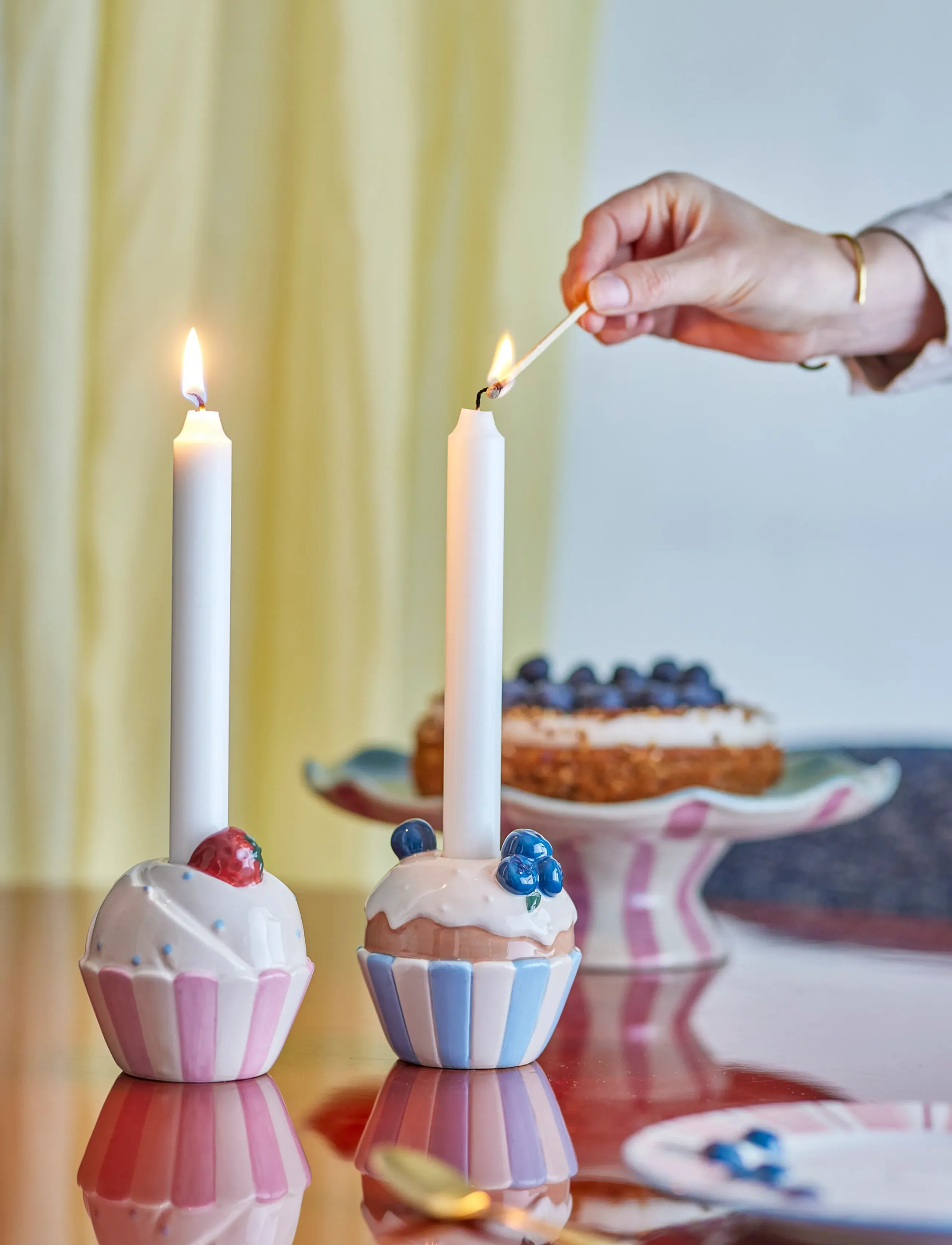 Bloomingville Chip Candle Holder, H9.5 cm, Multi/patterned, Candle & Tealight Holders > Candle Holders, Unisex