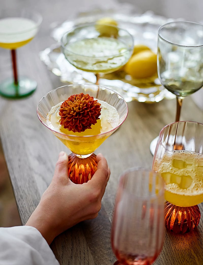 Bloomingville - Taurin Wine Glass - rödvinsglas - pink - 2