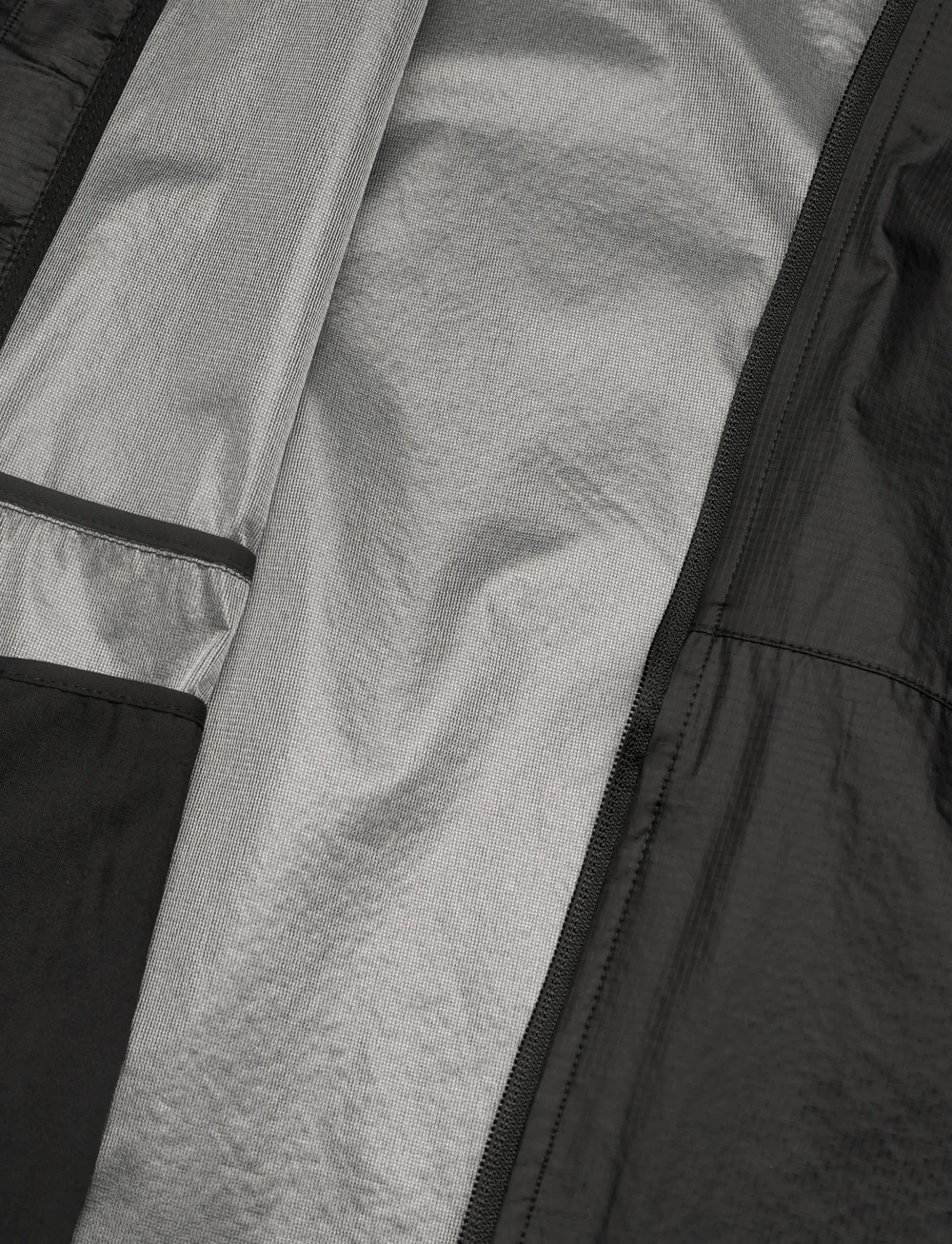 BLS Hafnia - Alpha Windbreaker - vindjakker - black - 5