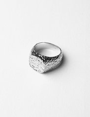 oval structured ring - SILVER