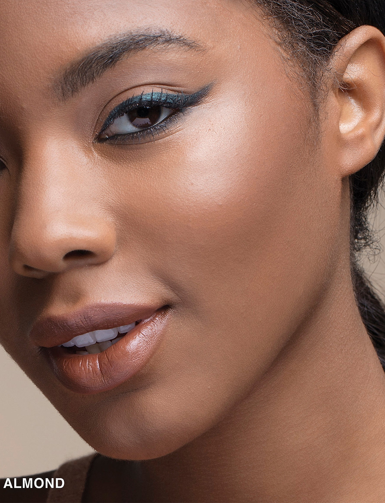 Bobbi Brown - Skin Foundation Stick - smink - warm almond 6,5 - 4