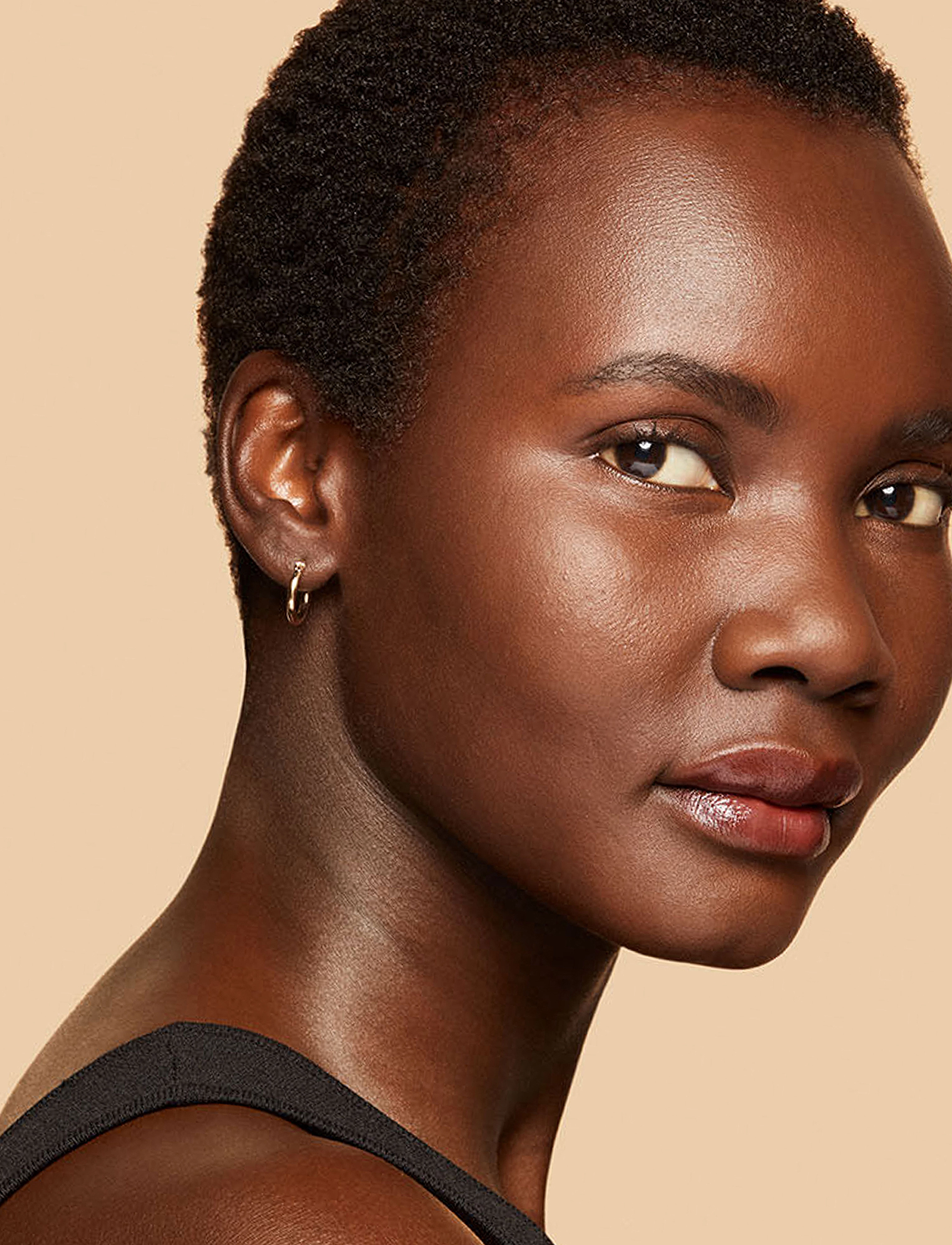 Bobbi Brown - Vitamin Enriched Skin Tint SPF15 - smink - rich 3 - 5