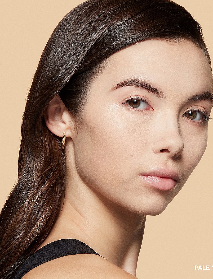 Bobbi Brown - Sheer Finish Pressed Powder - smink - pale yellow - 4
