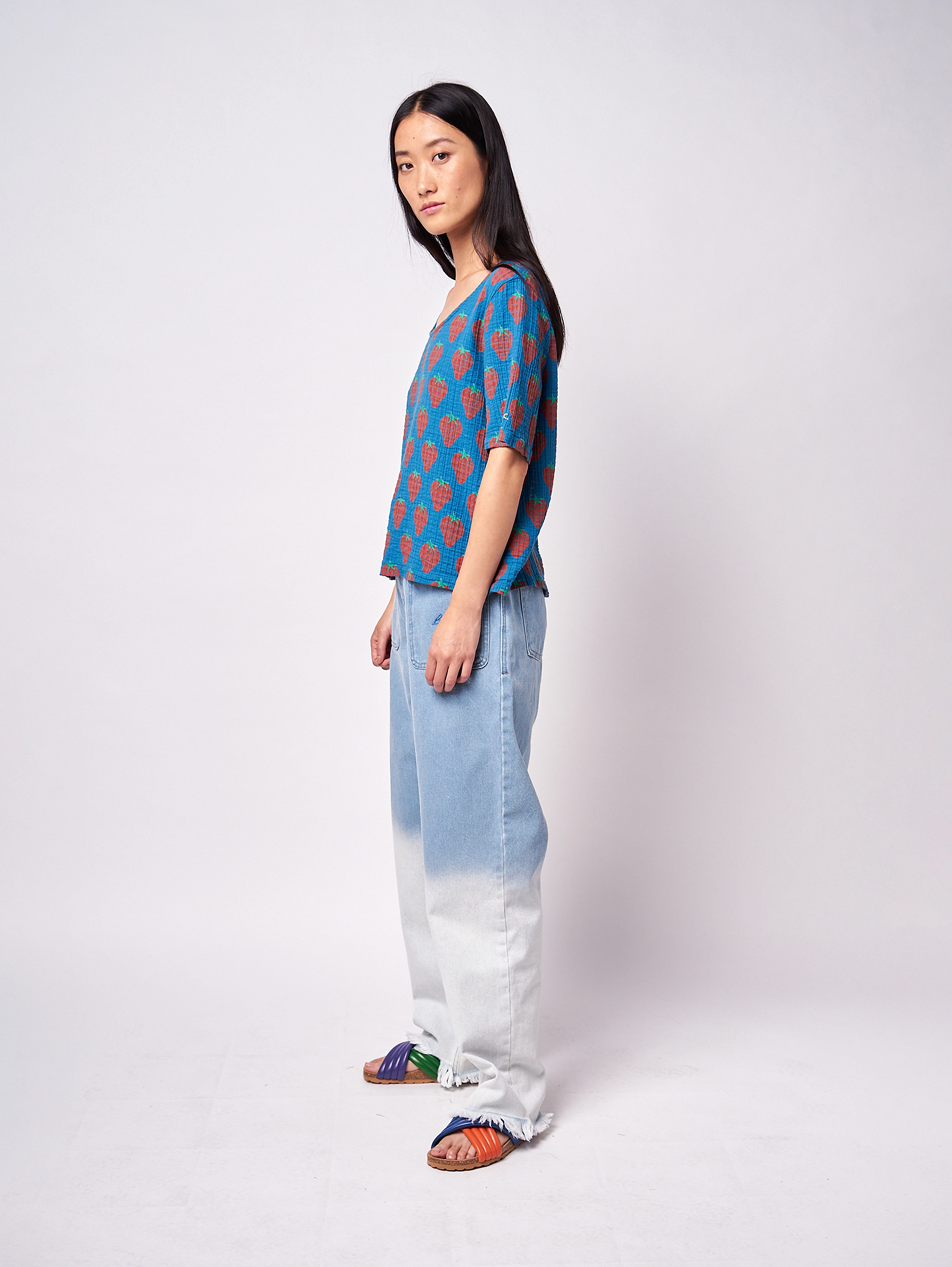 Bobo Choses - Strawberry buttoned back shirt - prussian blue - 3