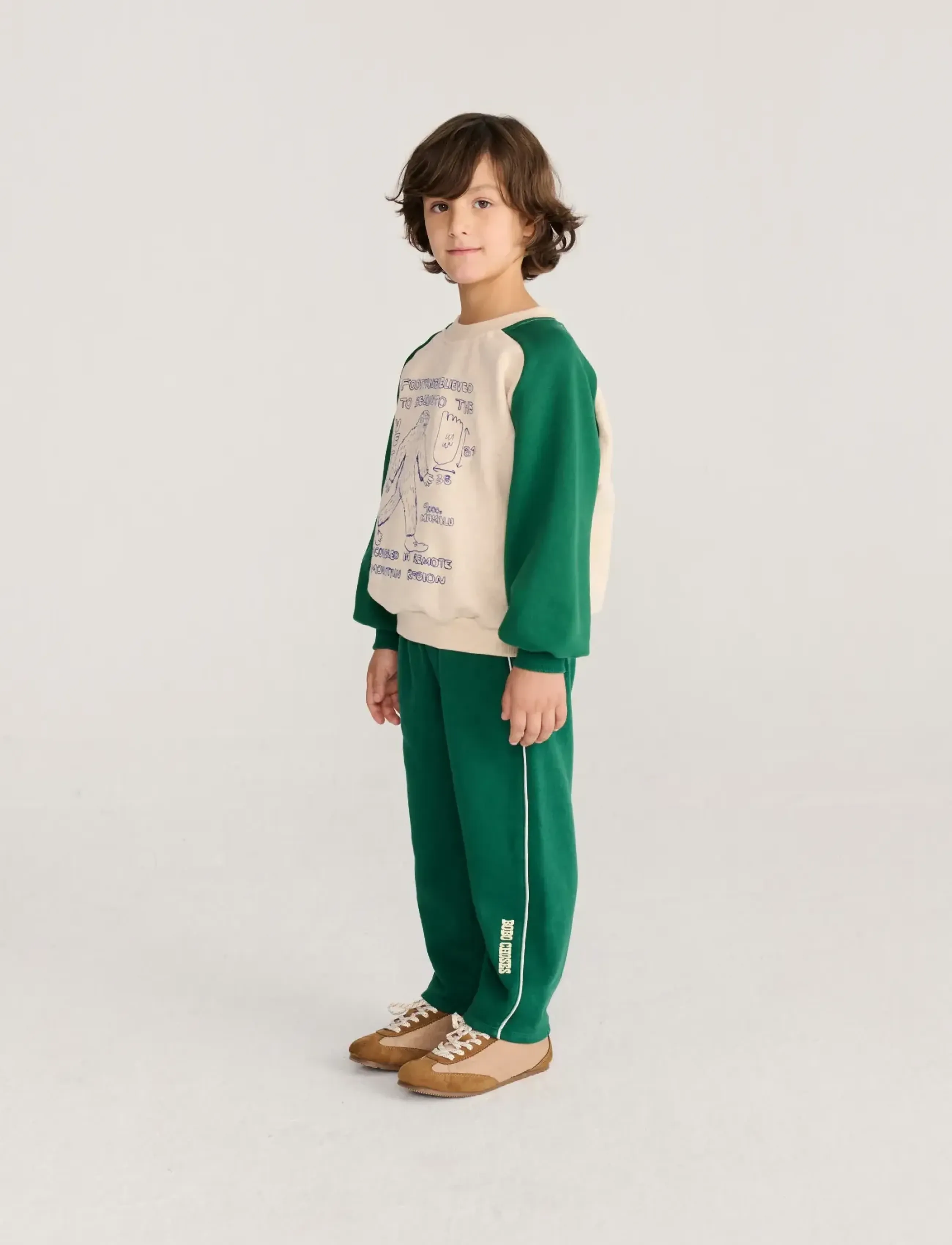 Bobo Choses - Bobo Choses Mr. Footish raglan sweatshirt - sweatshirts - white - 4