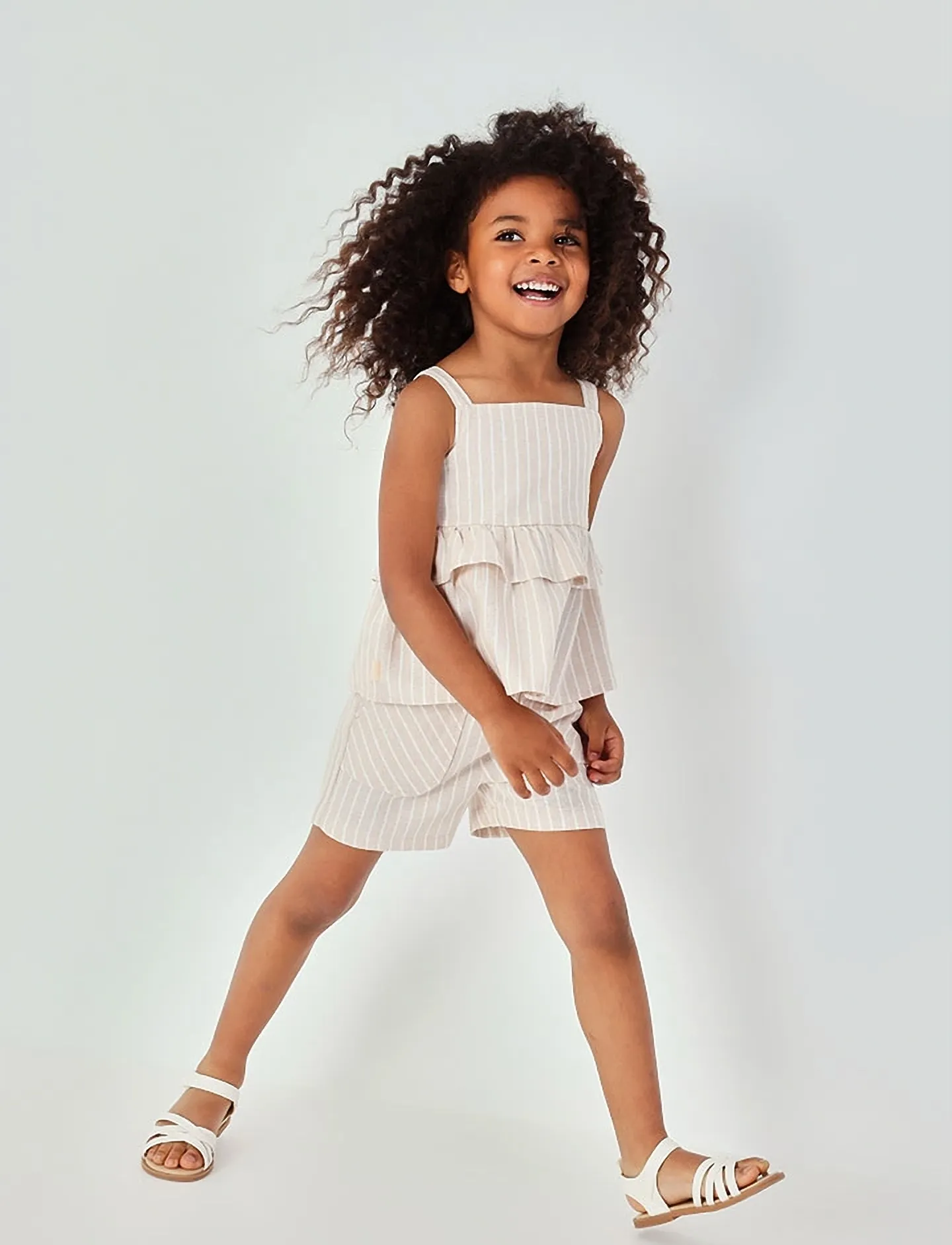 Boboli Linen bermuda shorts striped for girl - Casual shorts - STRIPES / beige