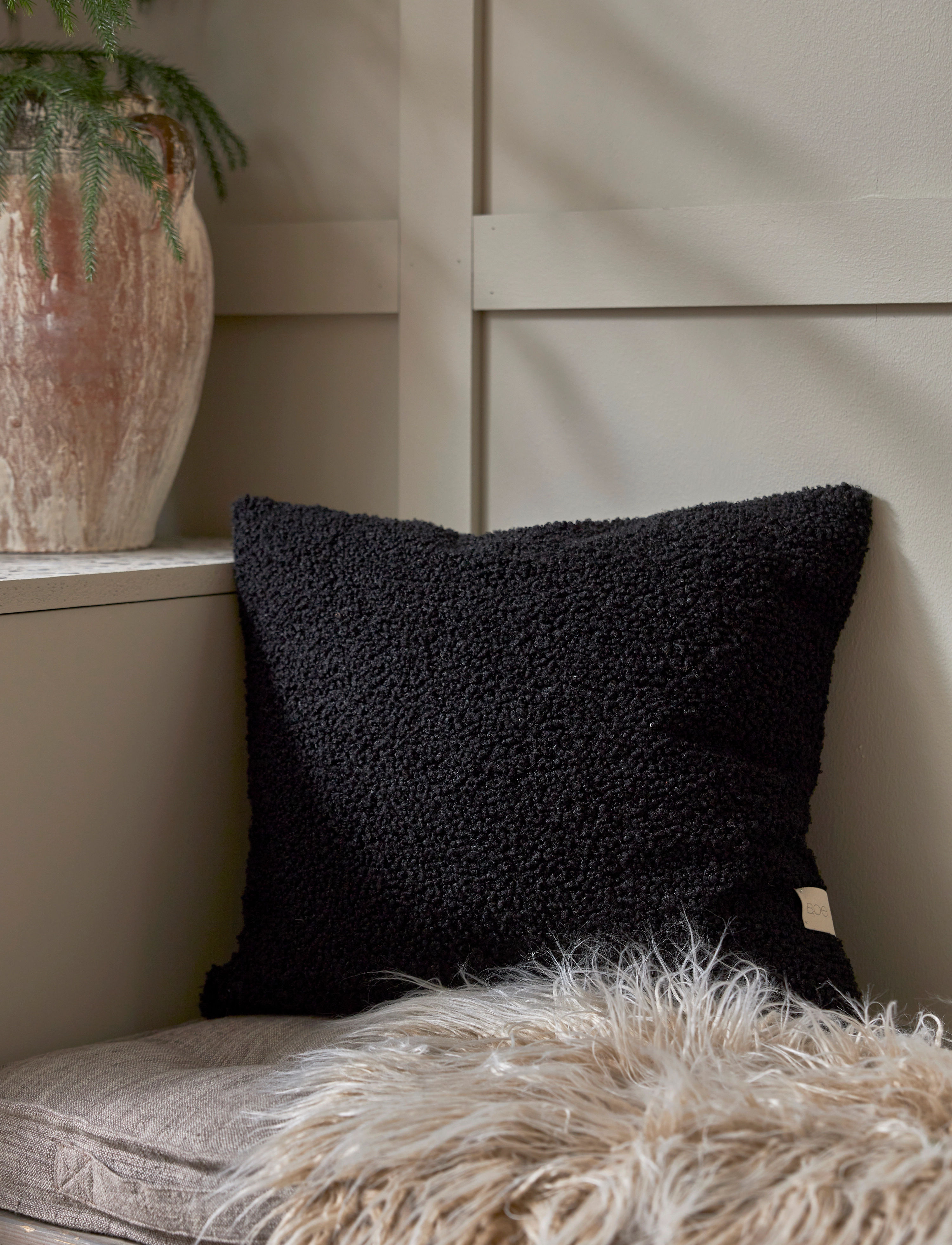 Boel & Jan - Cushion cover - Teddy - black - 1
