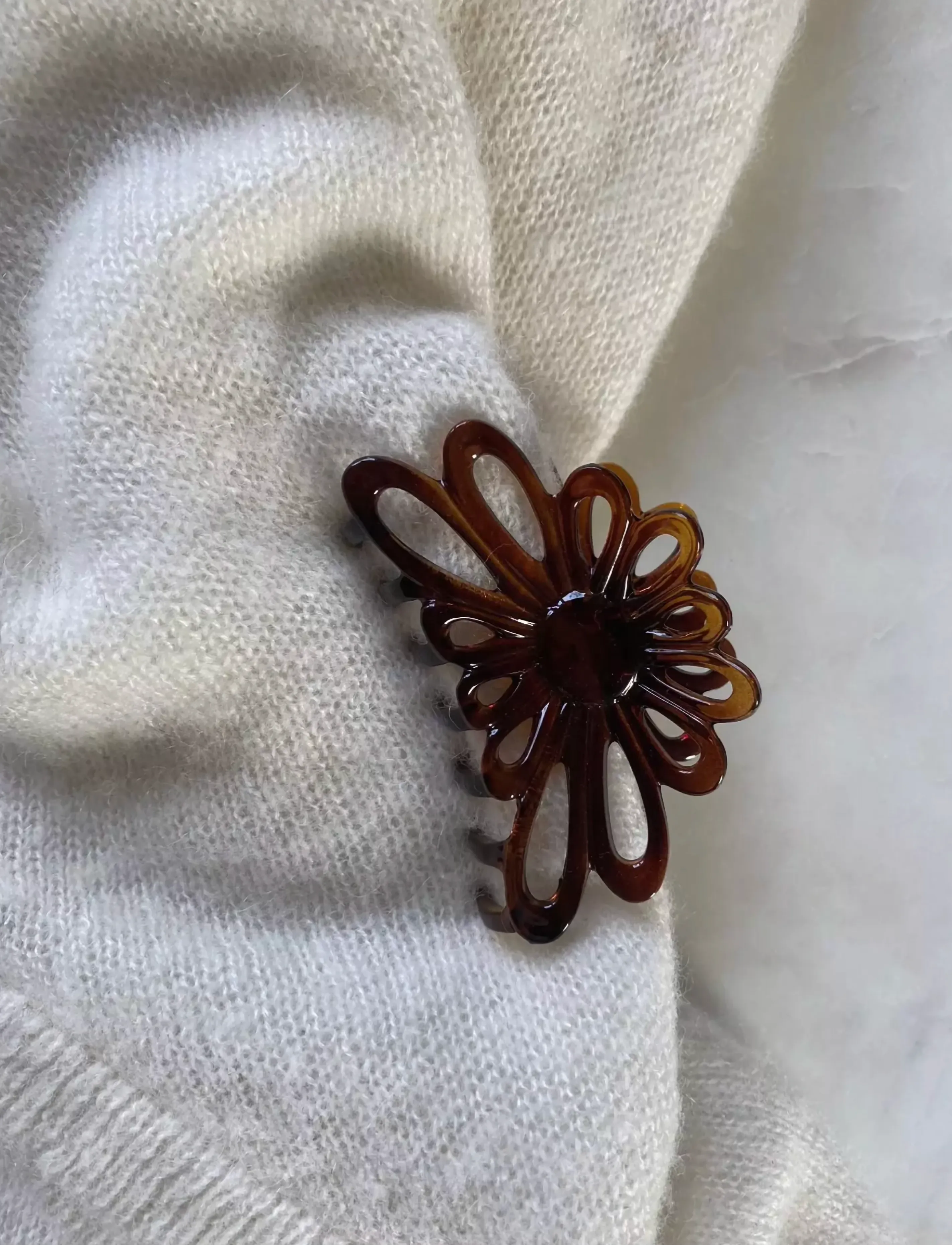 Bon Dep - Flower claw 8cm Horn - hårklämmor - brown - 1