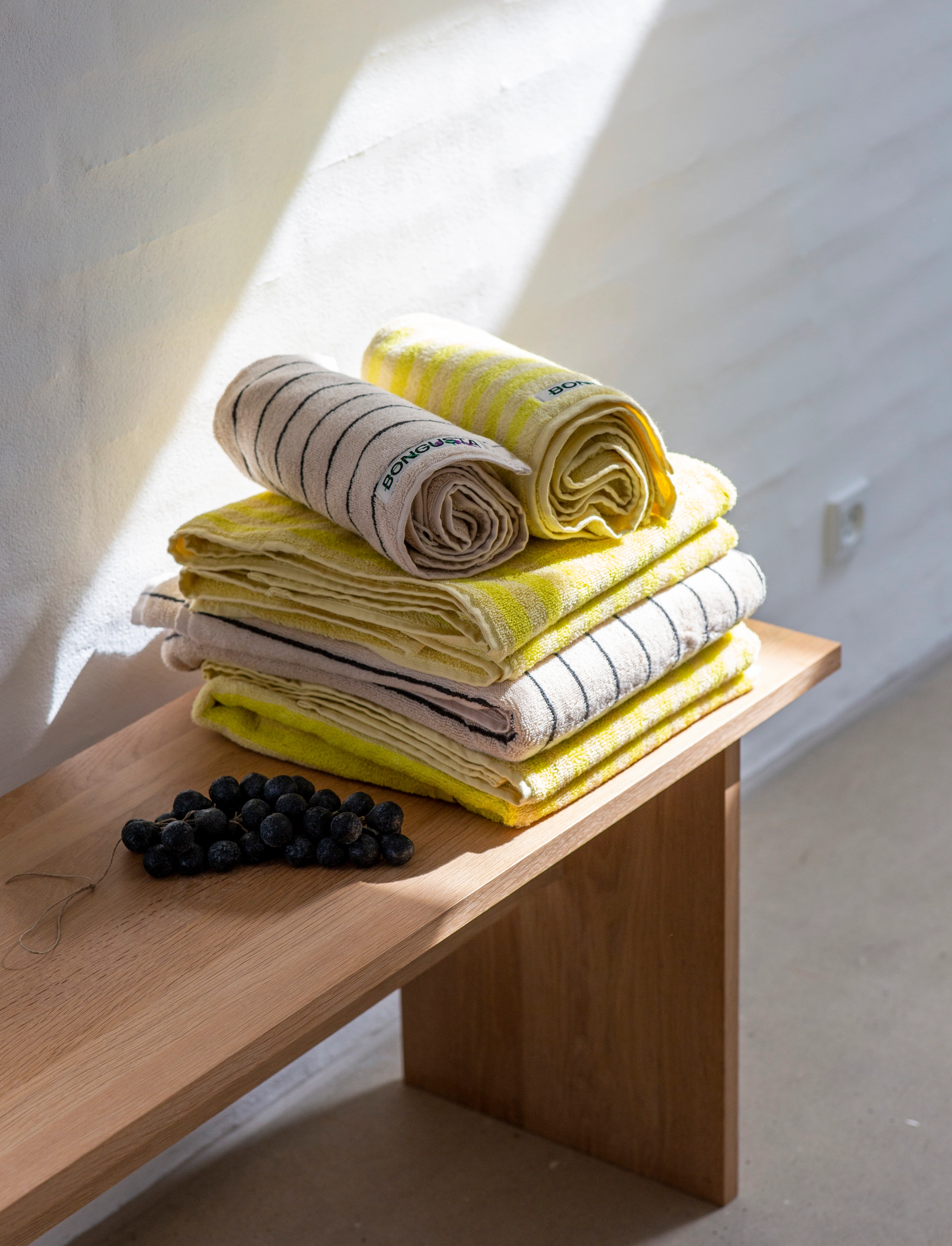 Bongusta Naram Hand Towels - Vis alt - BABY PINK & SKI PATROL / pink/rose