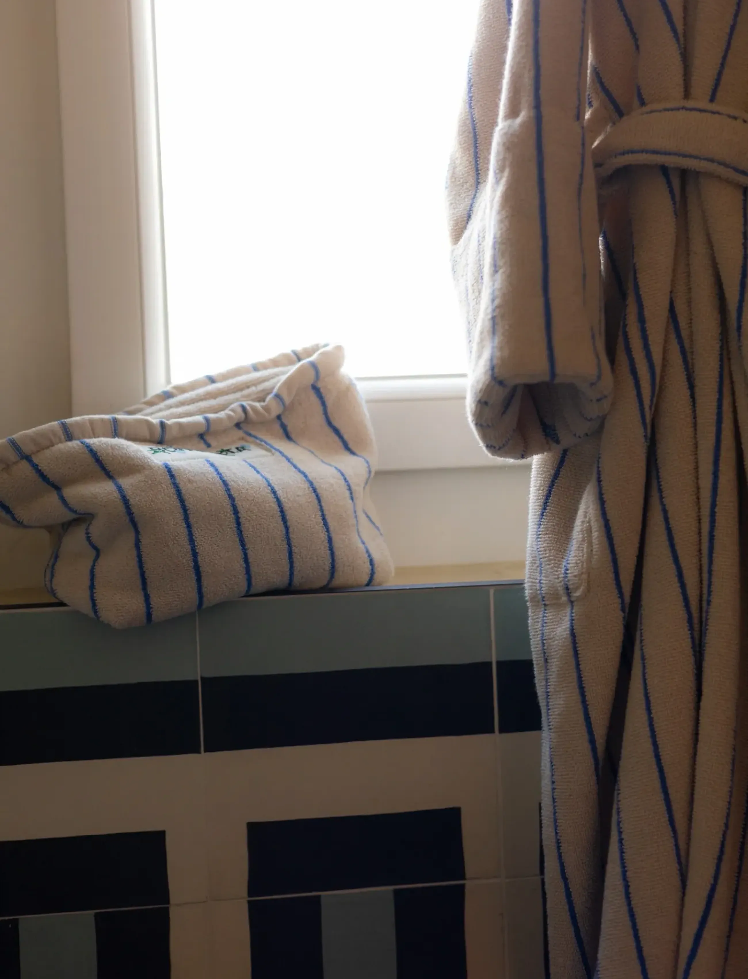Bongusta - Naram Bathrobe - moonbeam & ultramarine - alltags-style - moonbeam & ultramarine - 3