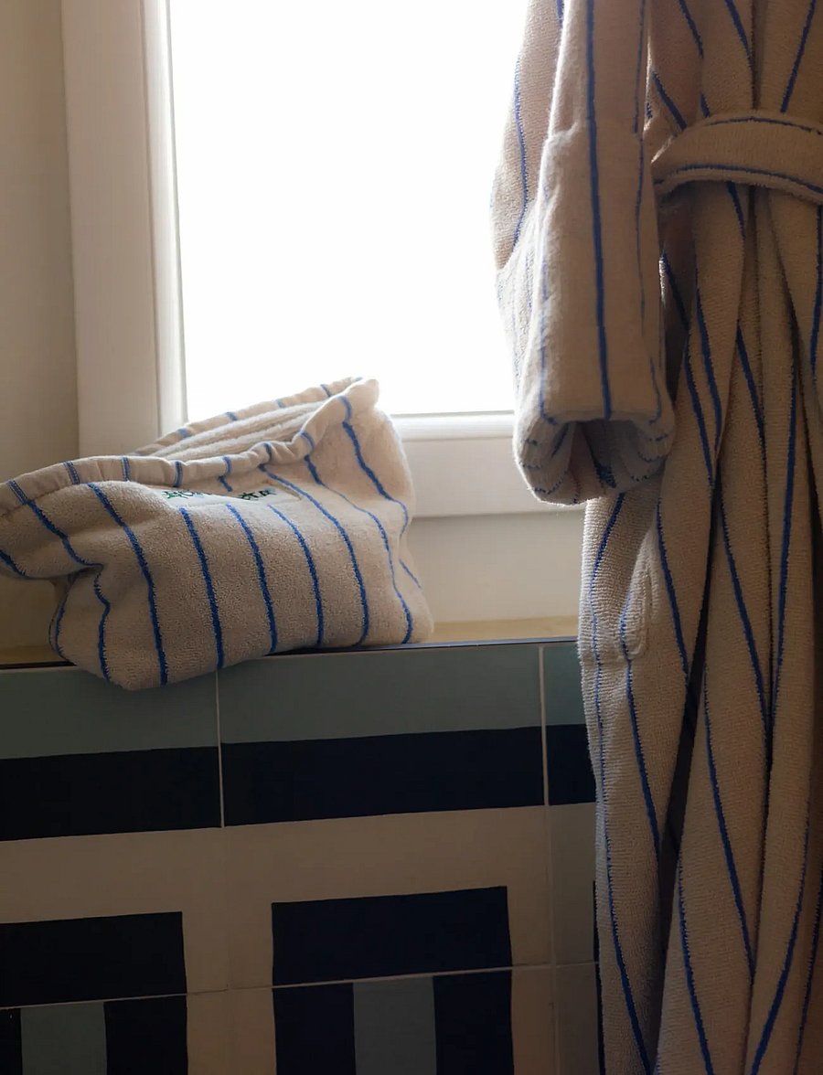 Bongusta - Naram Bathrobe - moonbeam & ultramarine - hverdags stil - moonbeam & ultramarine - 3