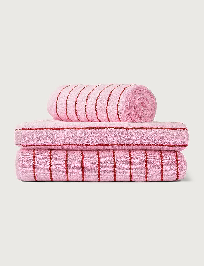Bongusta - Naram Bath Towel - badetücher - baby pink & ski patrol - 5