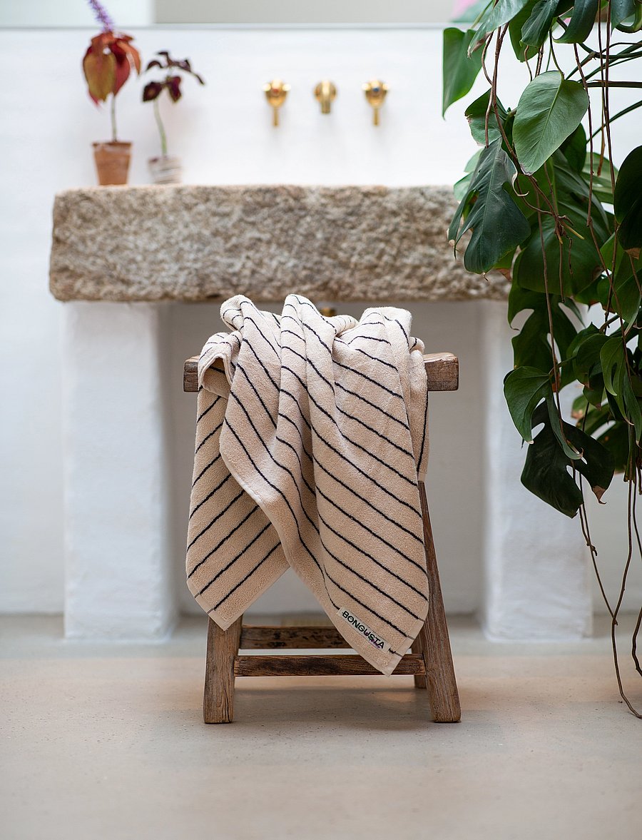 Bongusta - Naram Bath Towels - osta hinna alusel - creme & ink - 0