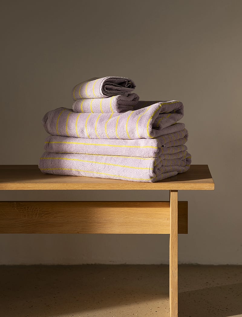 Bongusta - Naram Bath Towel - saunalinad - lilac and neon yellow - 5