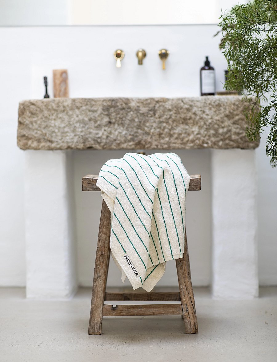 Bongusta - Naram Bath Towels - osta hinna alusel - pure white & grass - 0