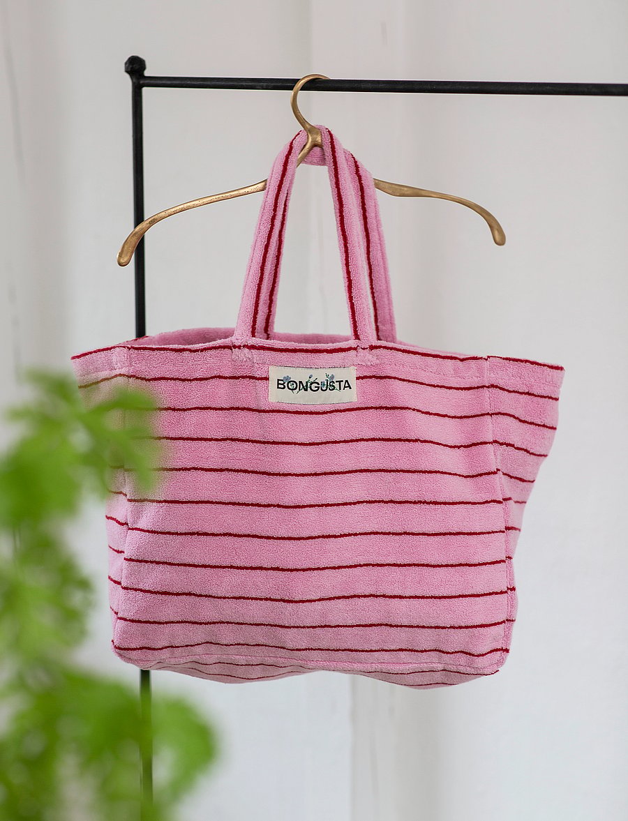 Bongusta - Naram Weekend Bag - tote bags - baby pink and ski patrol red - 1