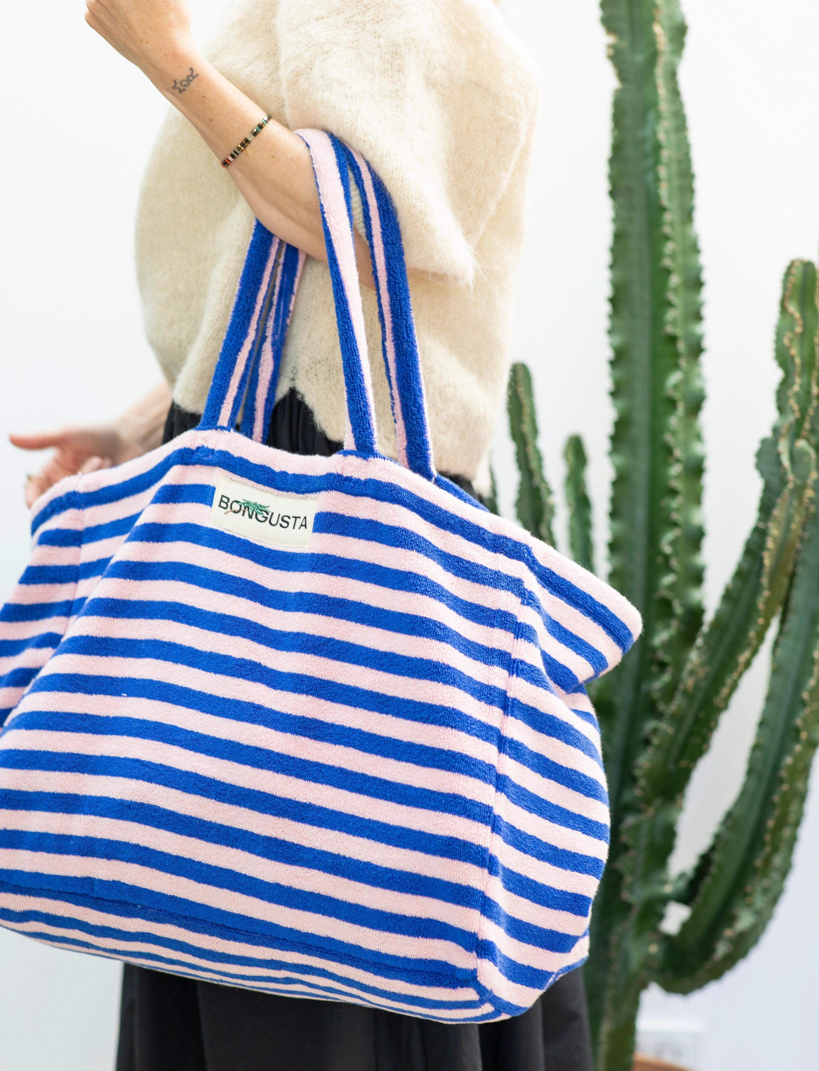 Bongusta Naram Weekend Bag, 33X23X46 cm 46 cm, Blue, Tasker > Shoppere, Herre
