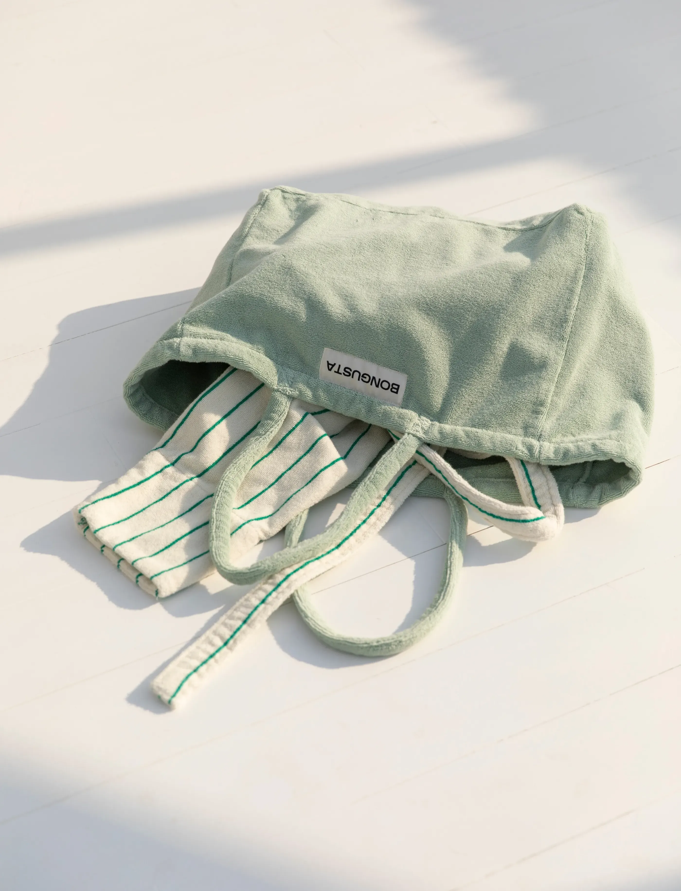 Bongusta Naram Weekend Bag, 46X23X33 cm 33 cm, Green, Tasker > Shoppere, Herre