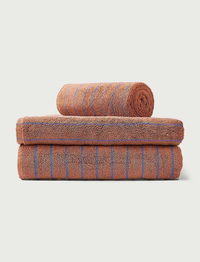 Bongusta - Naram Bath Sheet - bath towels - camel and ultramarine blue - 5