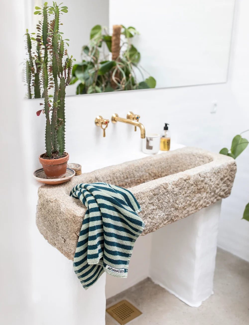 Bongusta - Naram Bath Sheet - bath towels - sea foam and deep teal - 3