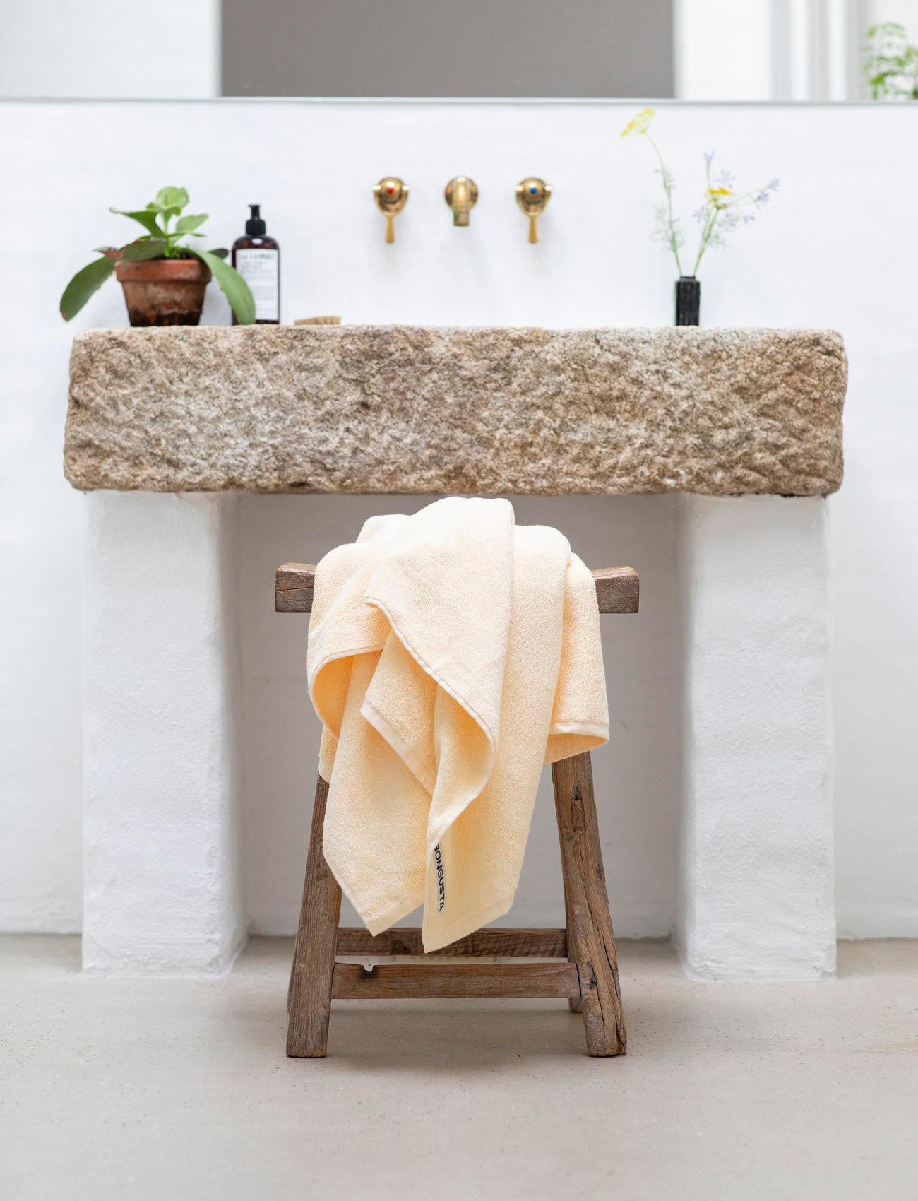 Bongusta - Naram Bath Sheets - bath towels - vanilla - 0