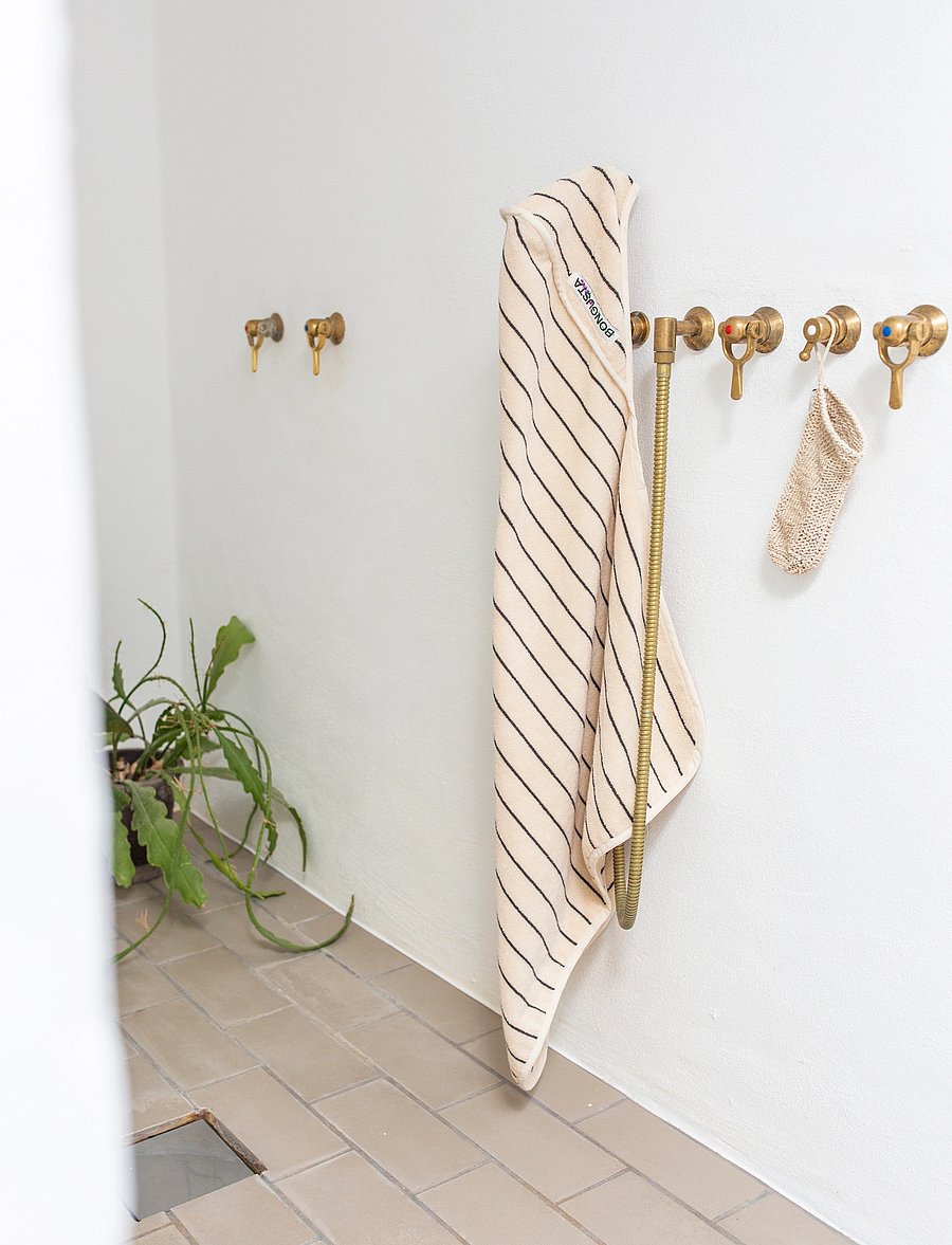 Bongusta - Naram Baby Towel - bademäntel - creme & ink - 0