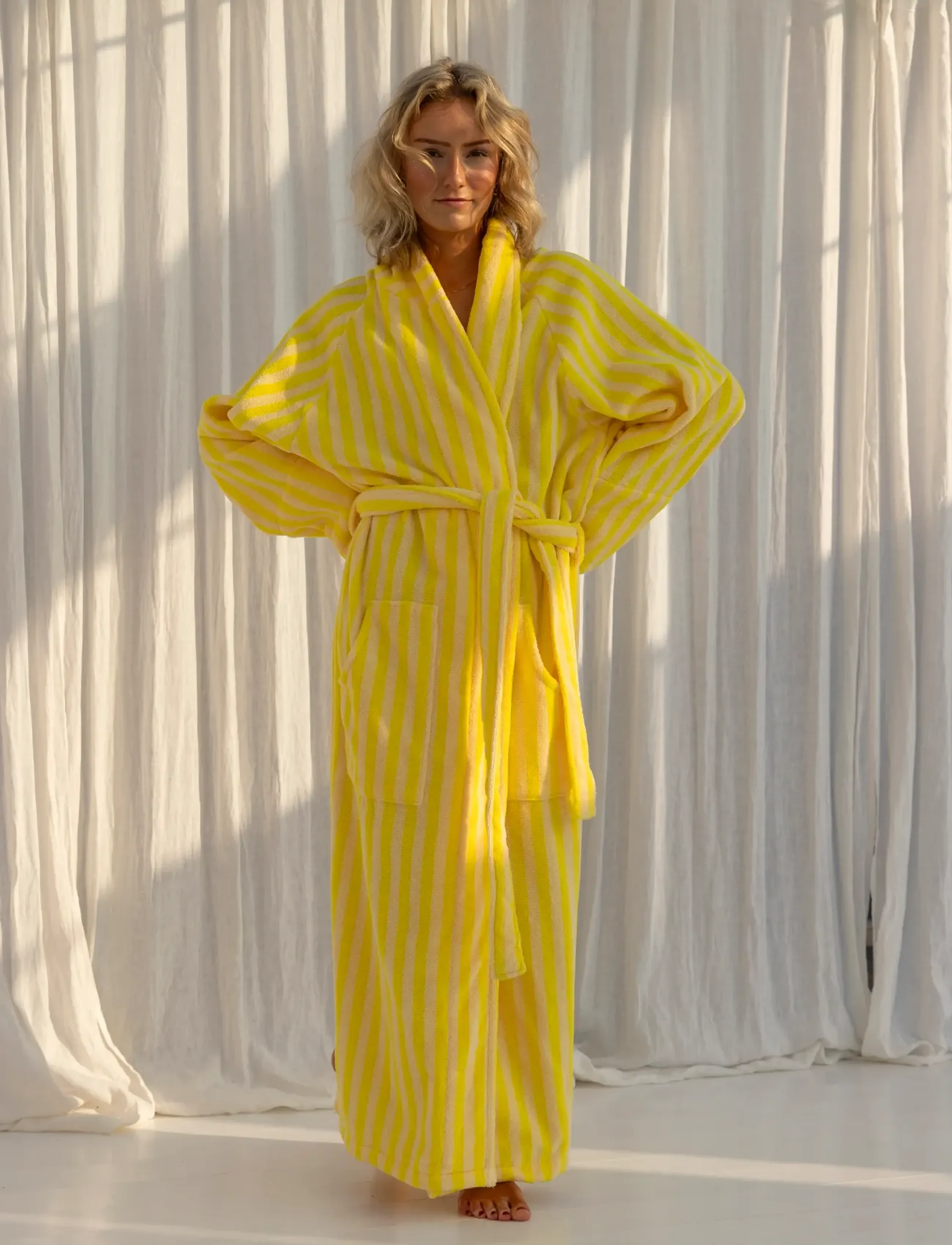 Bongusta - Naram Bathrobe - pristine & neon yellow - everyday style - pristine & neon yellow - 3