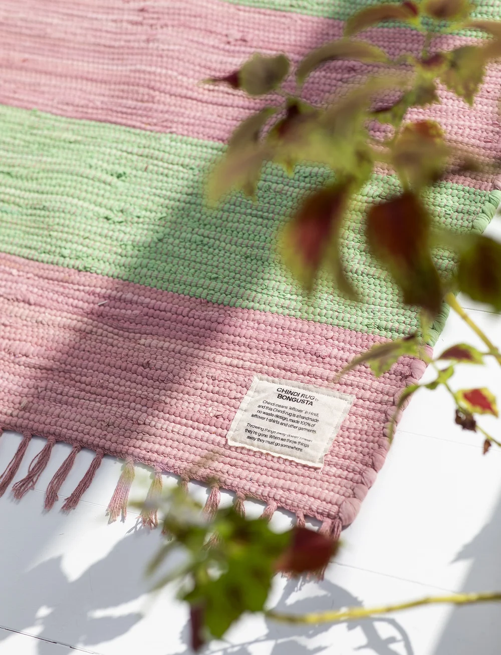 Bongusta - Chindi Rug - bomullsmattor & trasmattor - bubblegum & bright green - 1