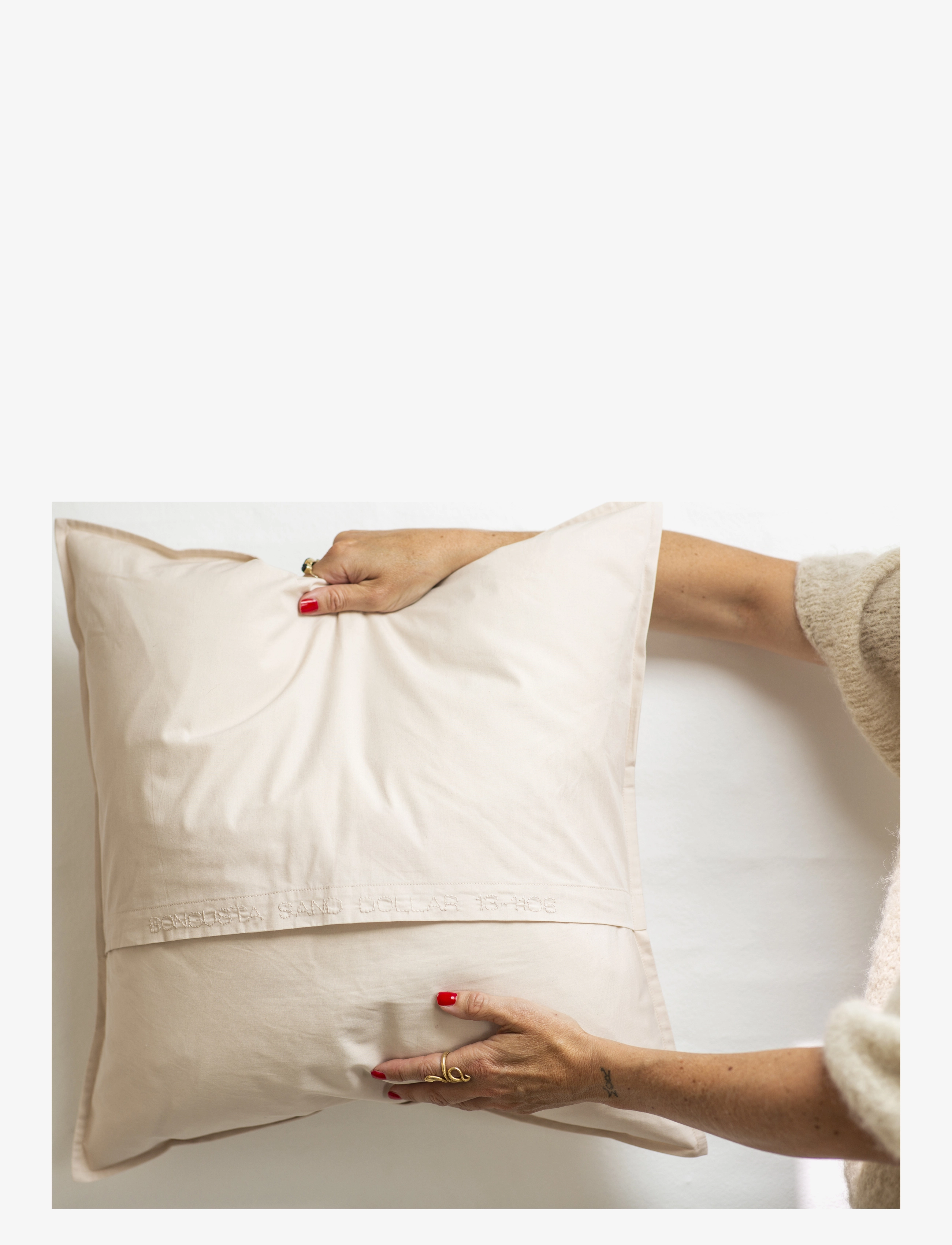 Bongusta - Papelain Pillow Cover - kuddfodral - sand dollar - 1
