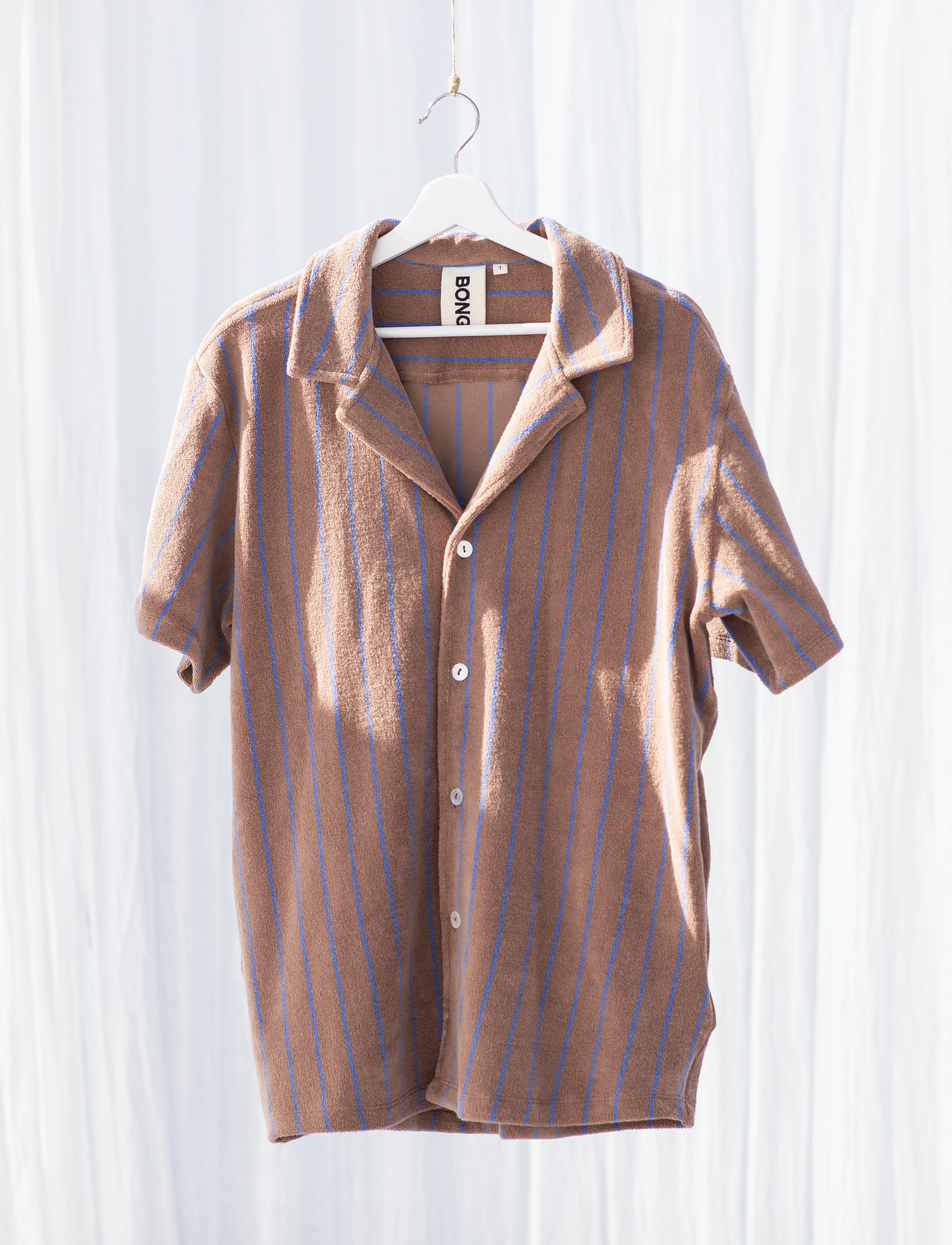 Bongusta - Naram Shirt - kurzärmlige hemden - camel & ultramarine - 3