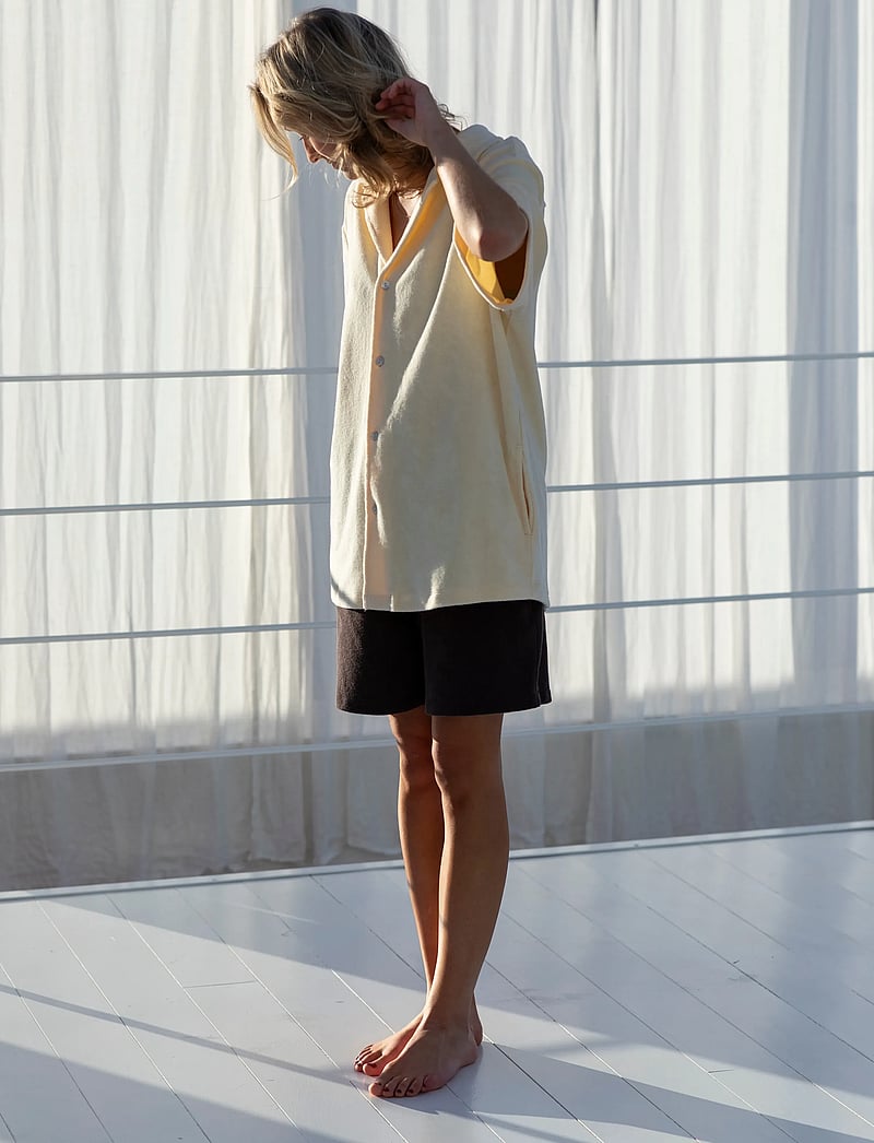 Bongusta - Naram Shorts - shorts - coffee - 3