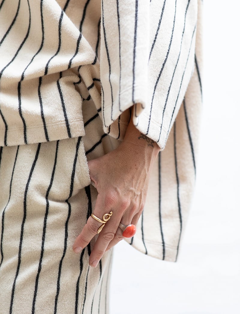 Bongusta - Naram Oversized Shirt - overshirts - creme & ink - 3