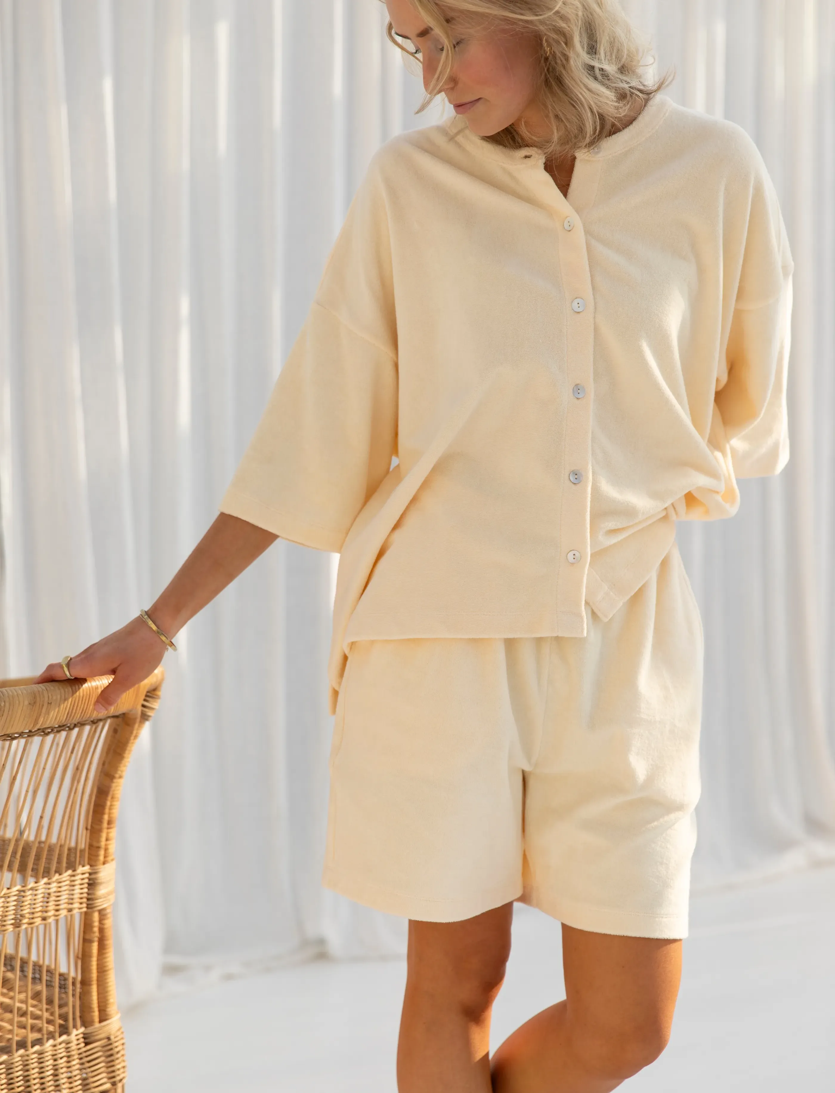 Bongusta - Naram Oversized Shirt - kortærmede skjorter - vanilla - 2