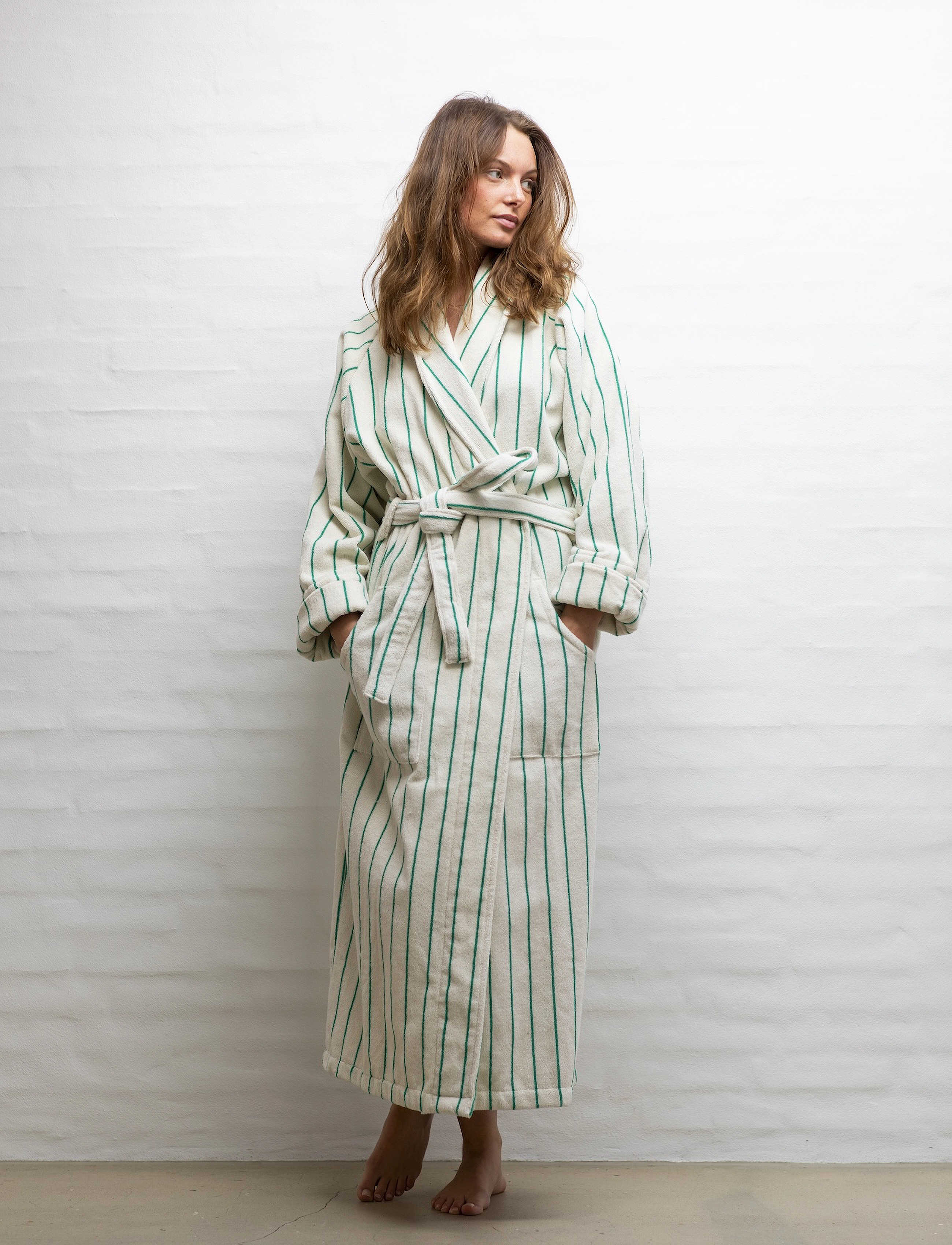 Bongusta Naram Bathrobe Pure White & Grass, L/XL, Bathroom Textiles, Weiß - Robes, Frauen