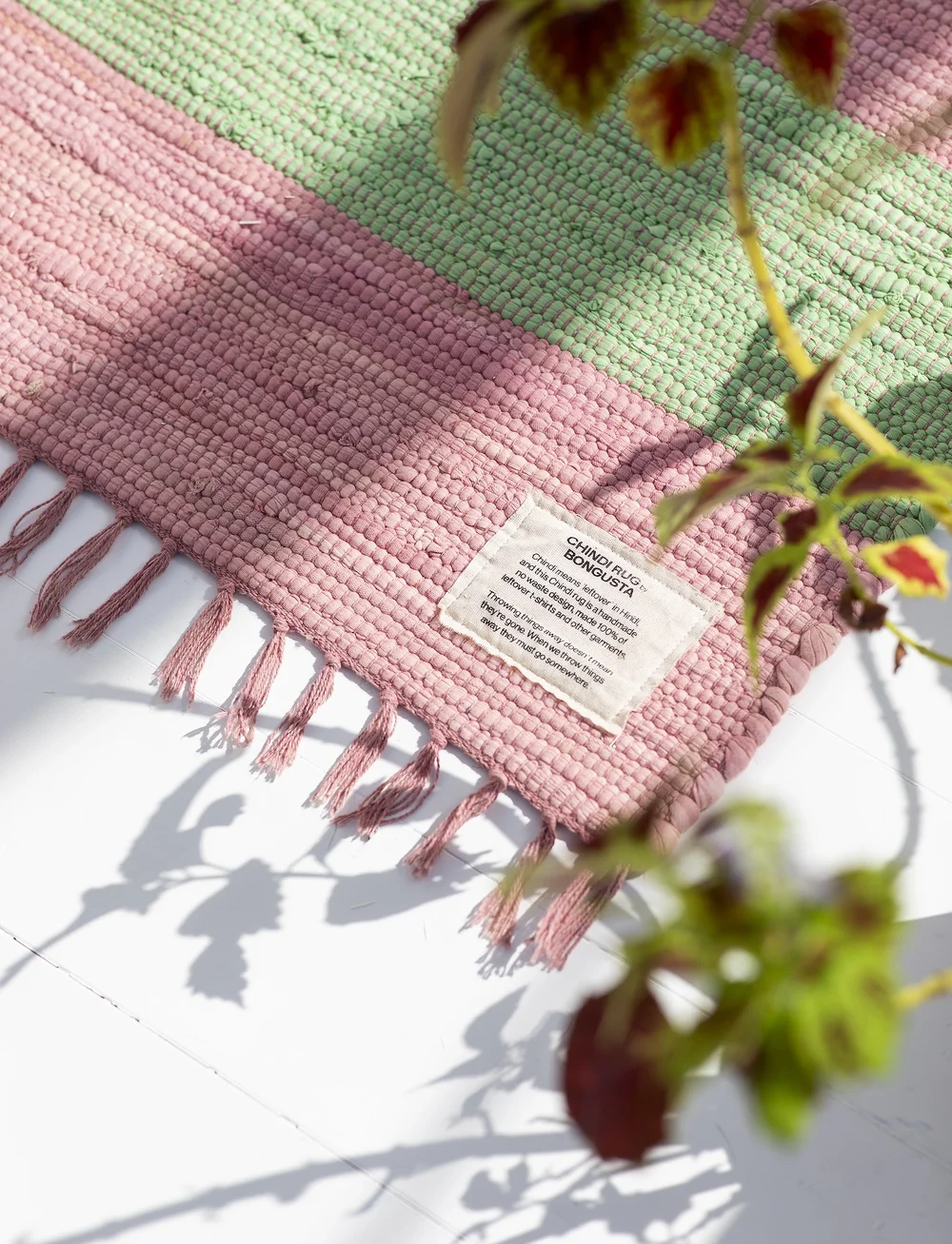 Bongusta - Chindi Rug - hallmattor - bubblegum & bright green - 2