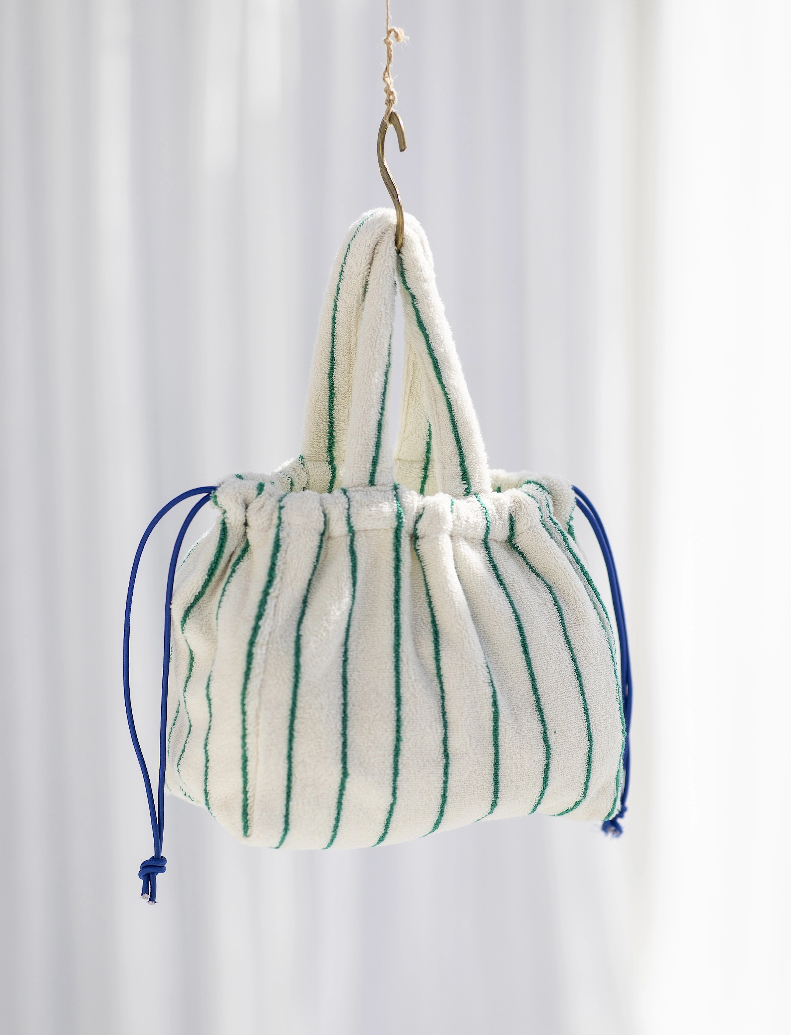Bongusta Naram Handbag Small, Kvinder, Frotté Håndtaske, Hvid, Str: 25X17X26CM