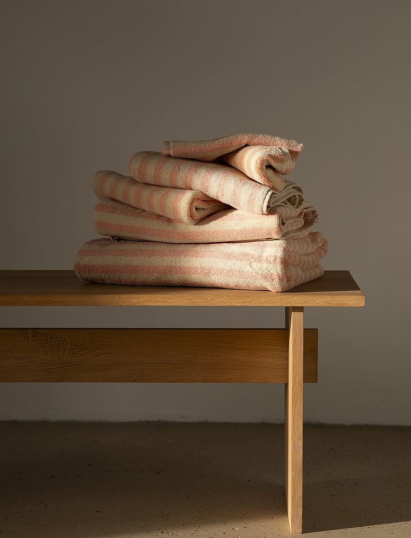 Bongusta - Naram Guest Towel - gæstehåndklæder - tropical & creme - 4