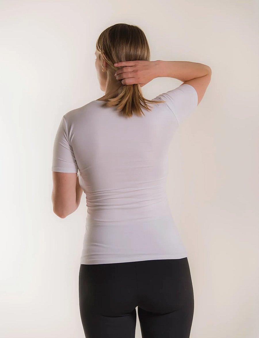 Boob - Nursing Top Short Sleeve - graviditets produkter - white - 4