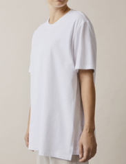 Boob - Oversized The-shirt - t-shirt & tops - white - 4