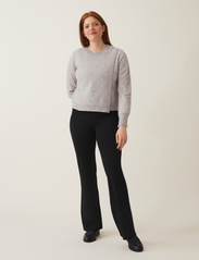 Boob - Wool crewneck sweater - megzti drabužiai - light grey melange - 1