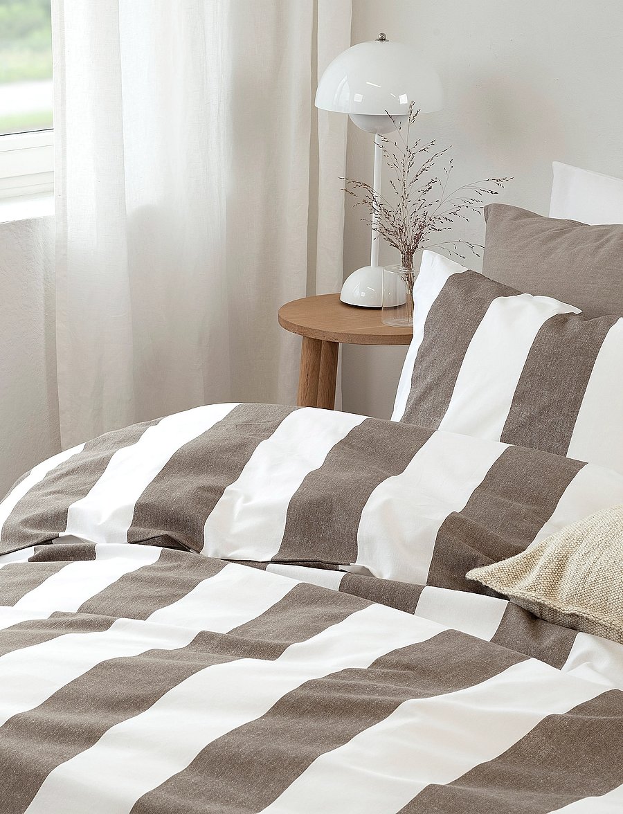 Borganäs of Sweden - Duvet cover set Block Stripe Grey - bed sets - brown - 2