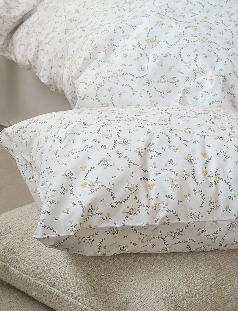 Borganäs of Sweden - Duvet cover set Vilja Blue - bedsets - yellow - 3
