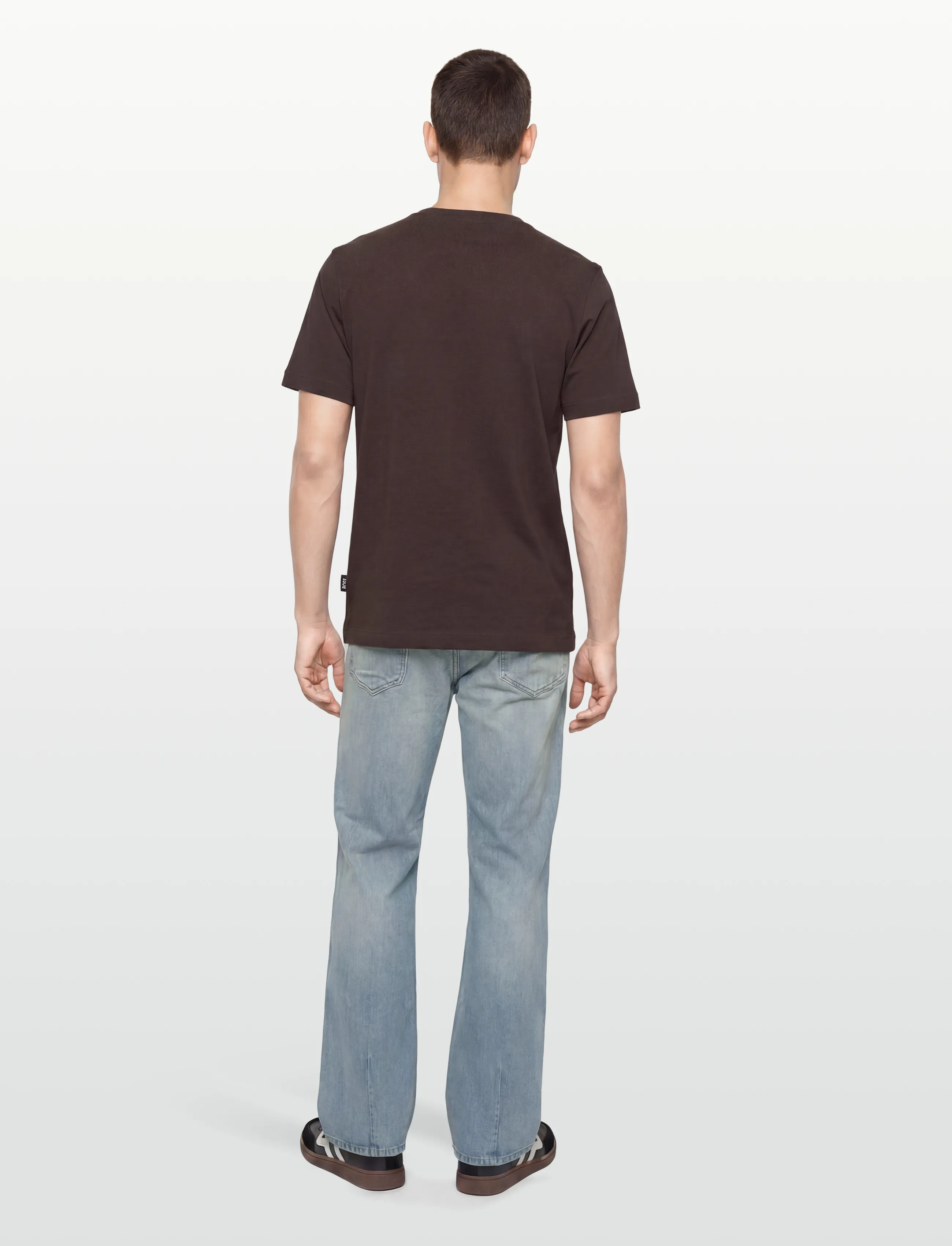 BOSS - Thompson 01 - short-sleeved t-shirts - dark brown - 4