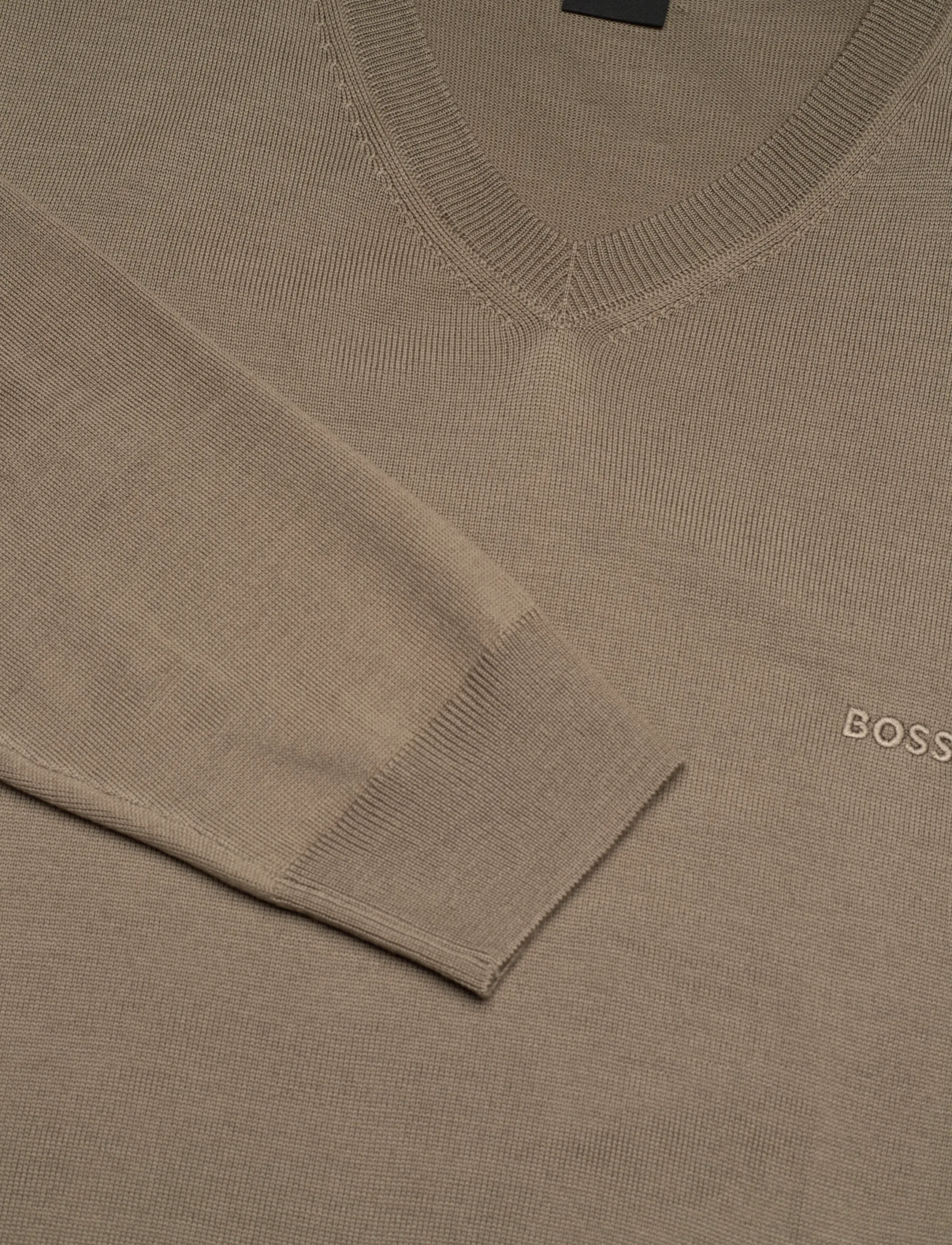 BOSS - Baram-L - v-kaelusega kudumid - open brown - 2