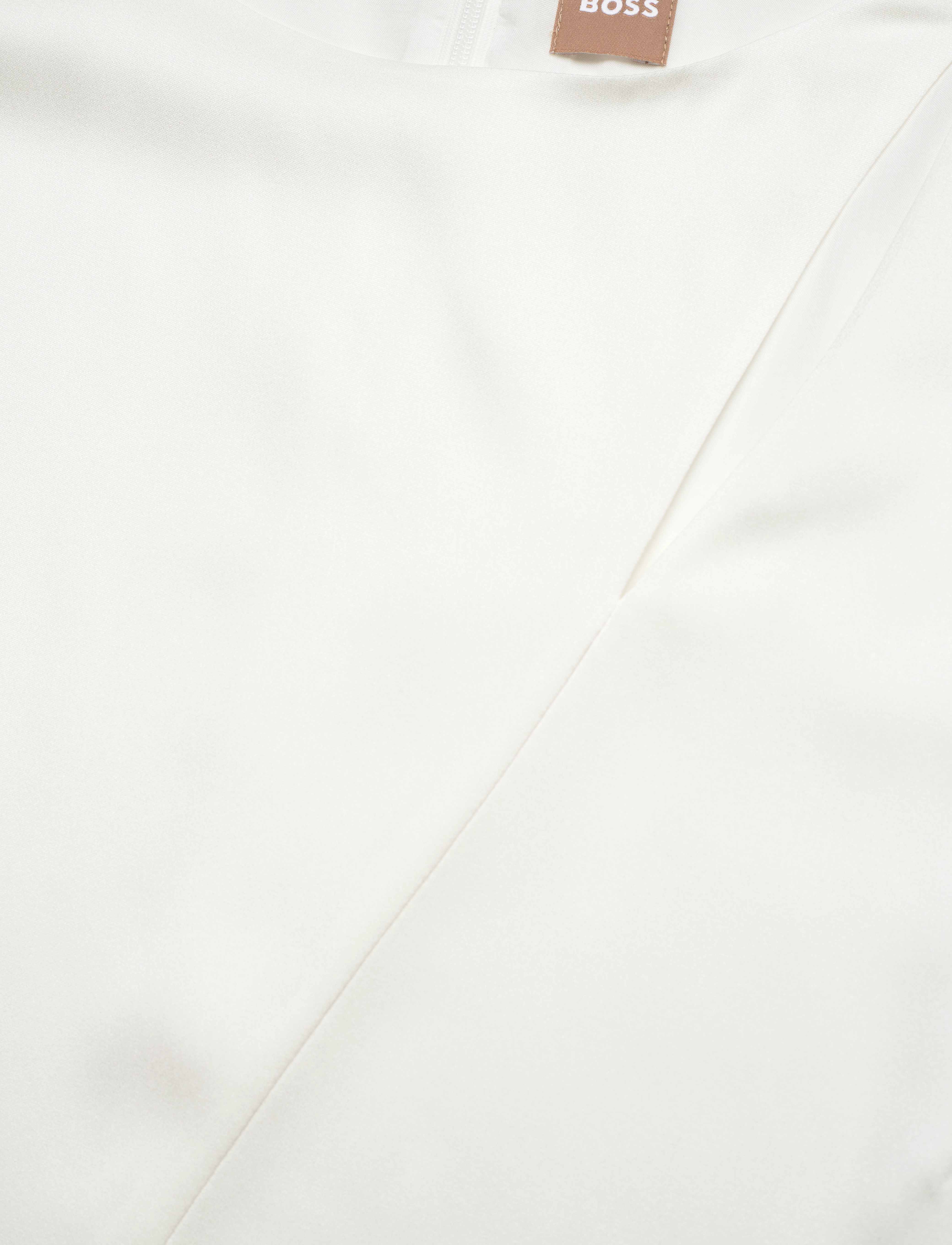BOSS - Ianno1 - open white - 2