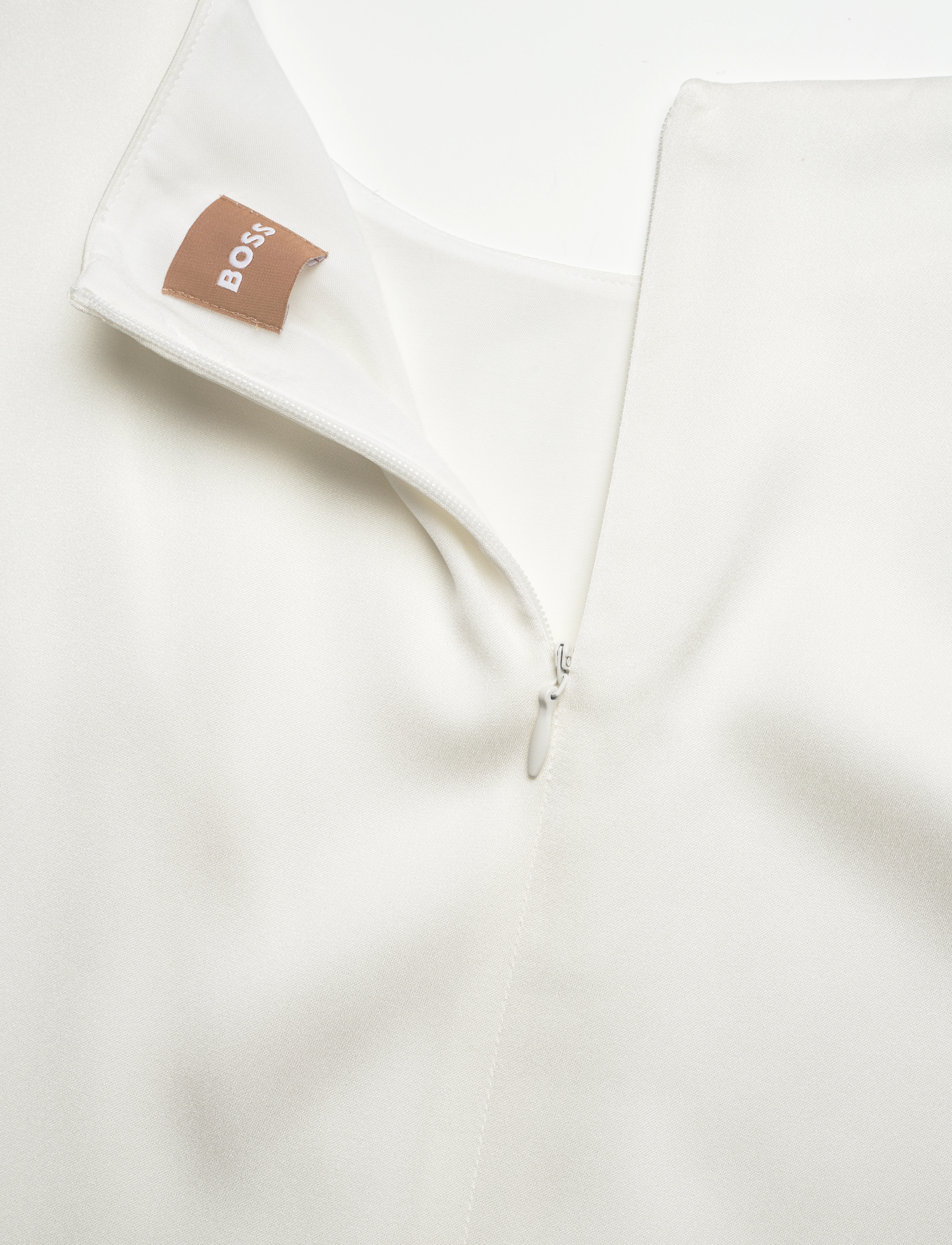 BOSS - Ianno1 - open white - 3